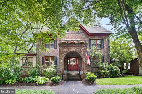 1902 RIVERVIEW AVENUE WILMINGTON DE 19806