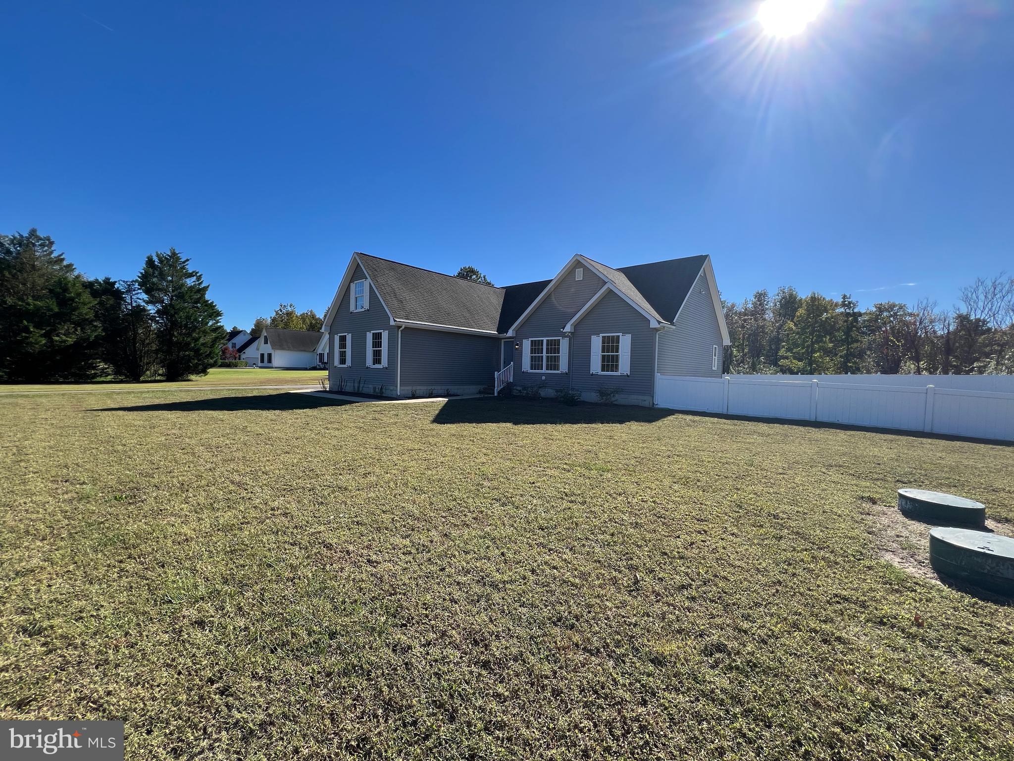 FOREST KNOLL ESTATES - Residential