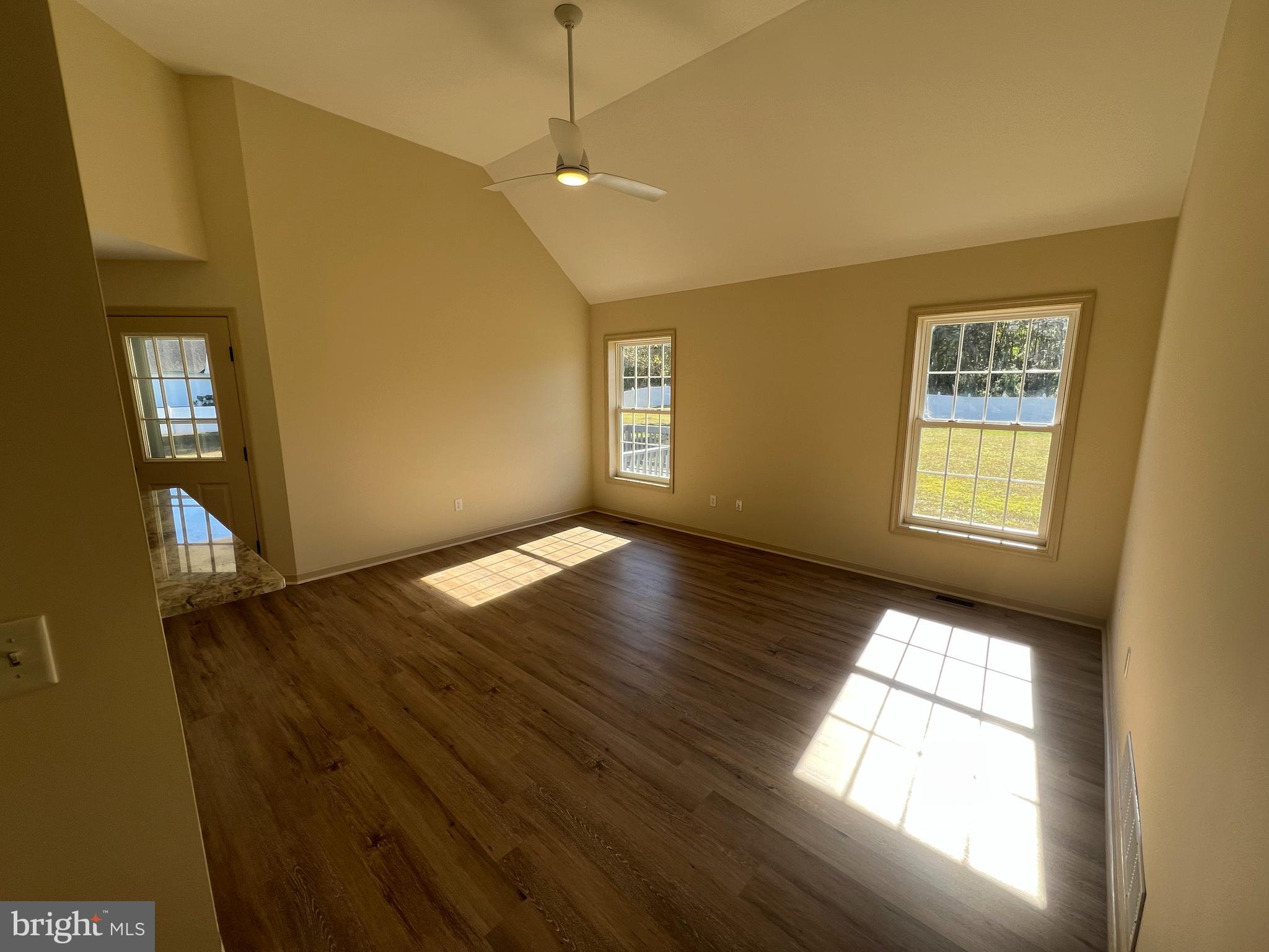 FOREST KNOLL ESTATES - Residential