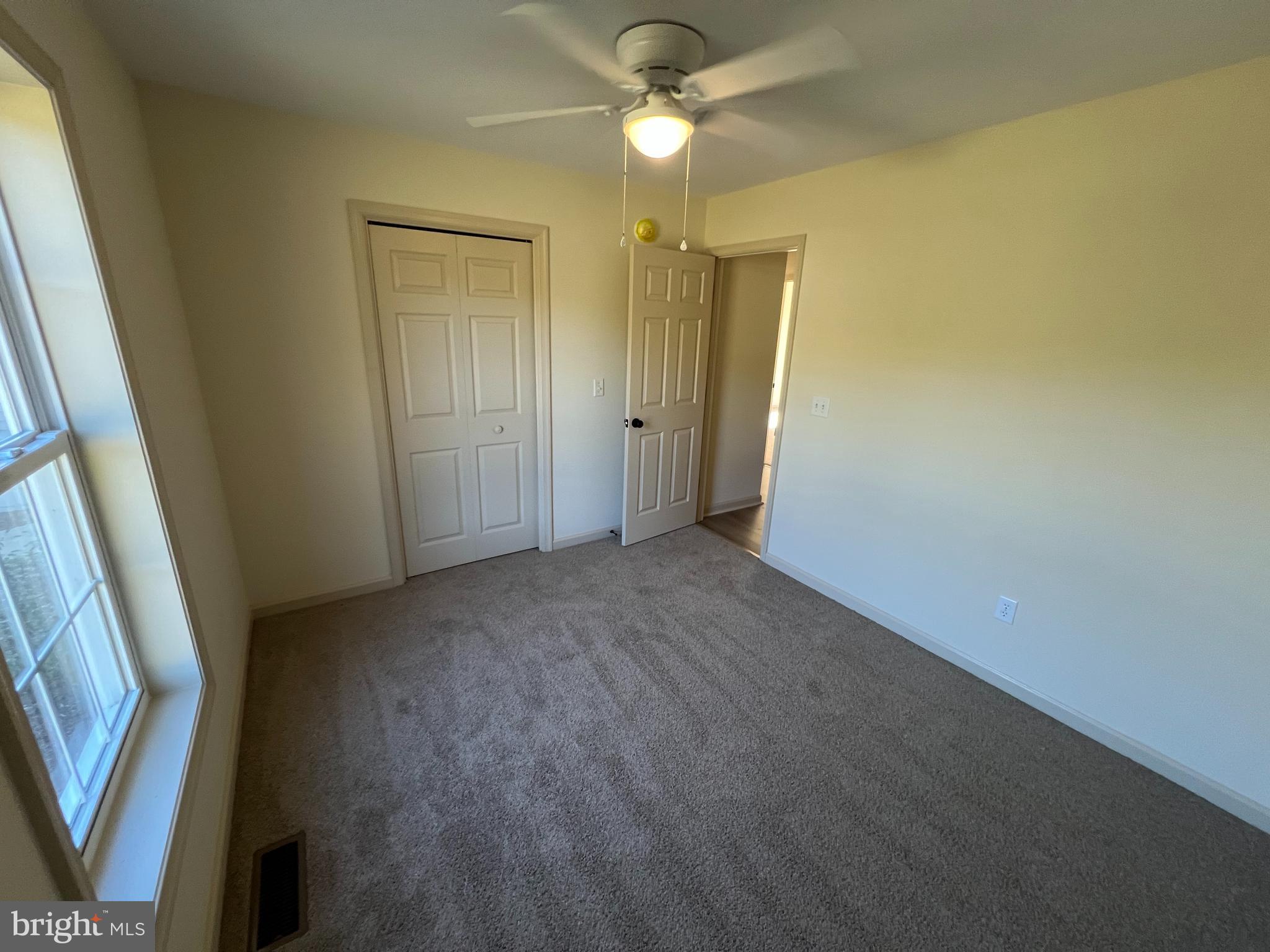 FOREST KNOLL ESTATES - Residential