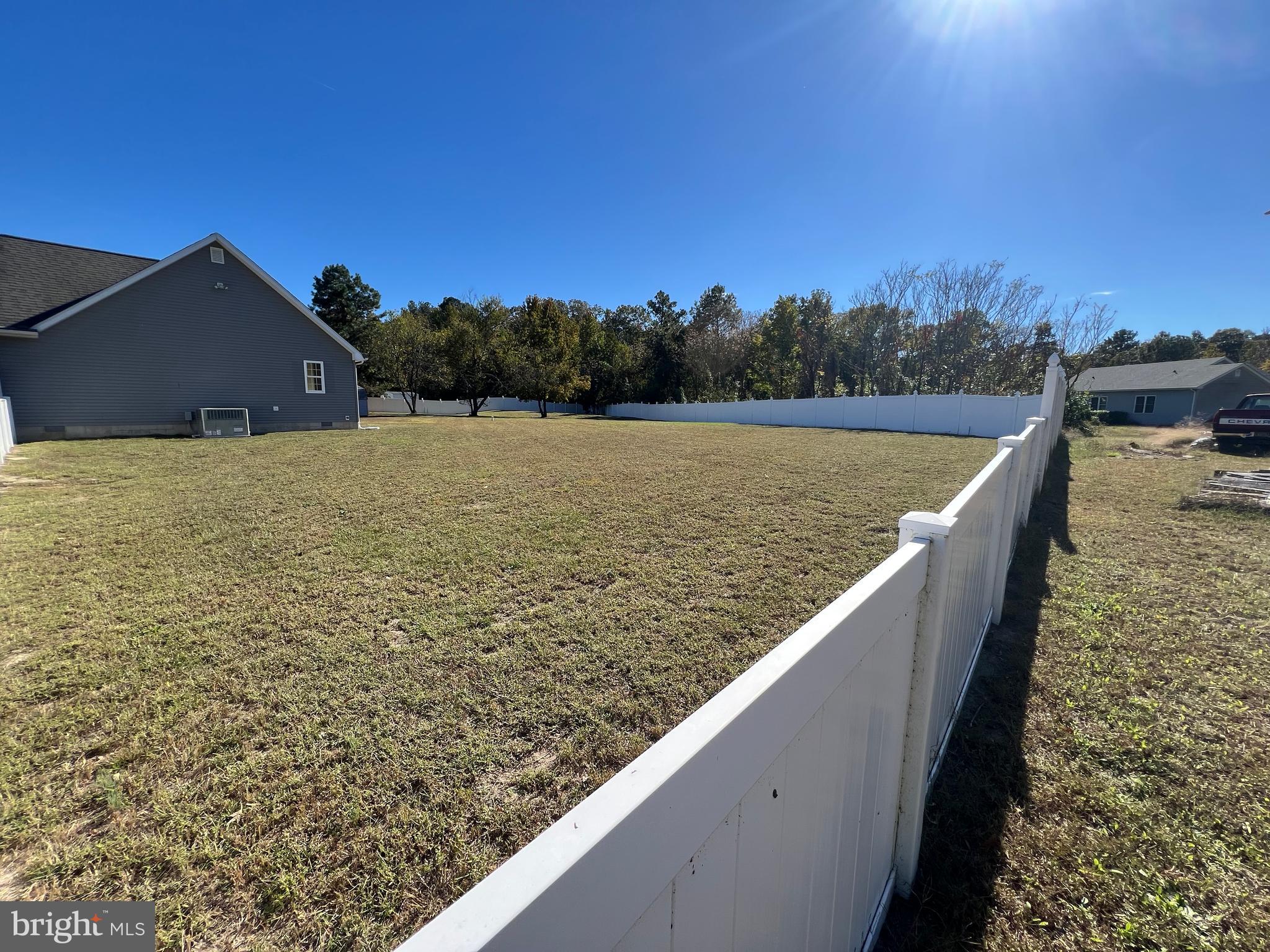 FOREST KNOLL ESTATES - Residential