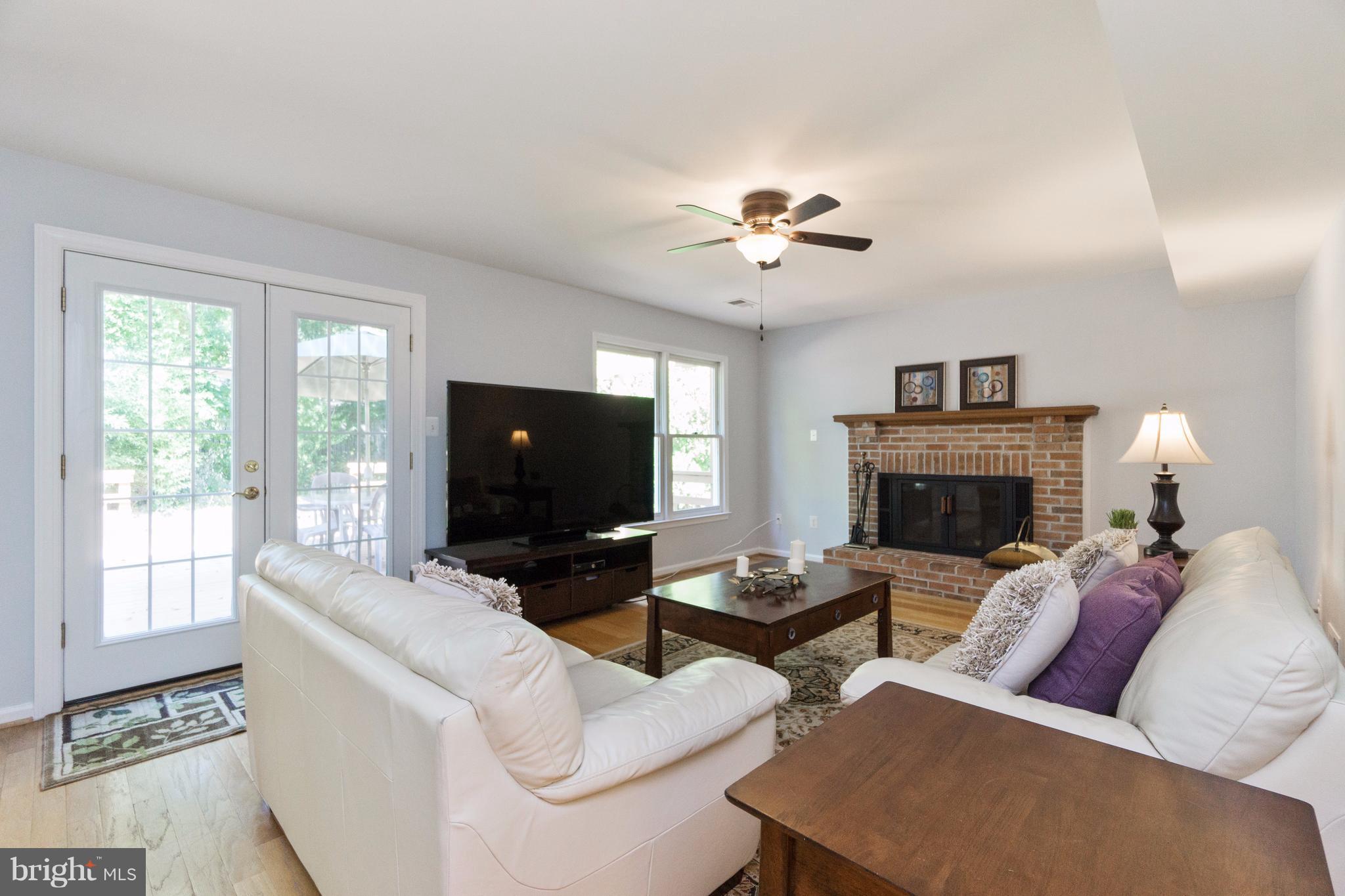 POPLAR TREE WOODS - Residential