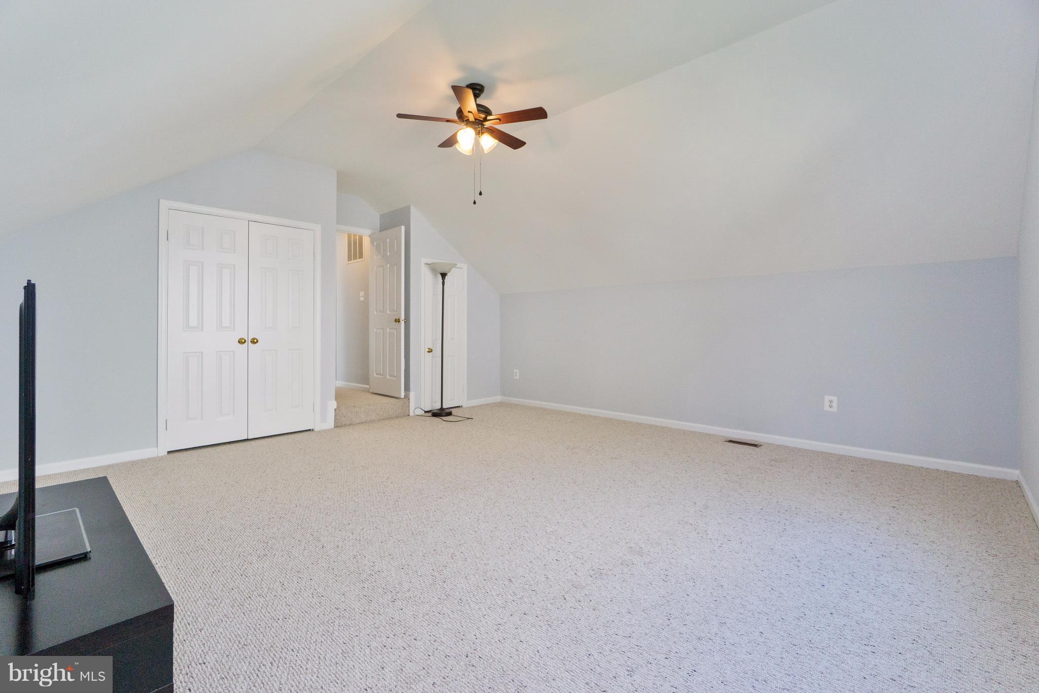 POPLAR TREE WOODS - Residential