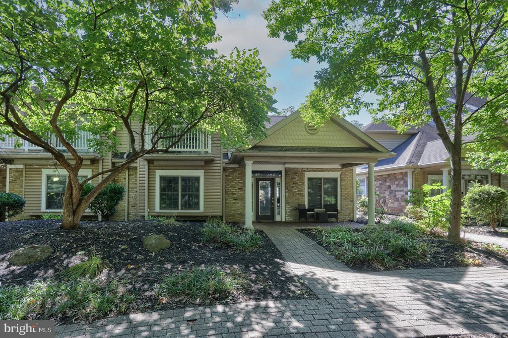 Photo of 101 High Pointe Drive, HUMMELSTOWN, PA 17036 (MLS # PADA2049932)