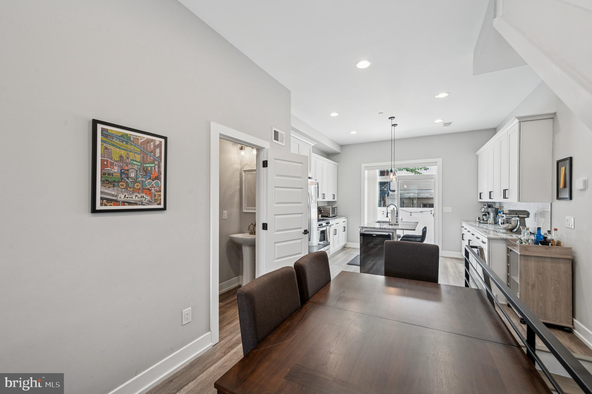 NORRIS SQUARE - Residential