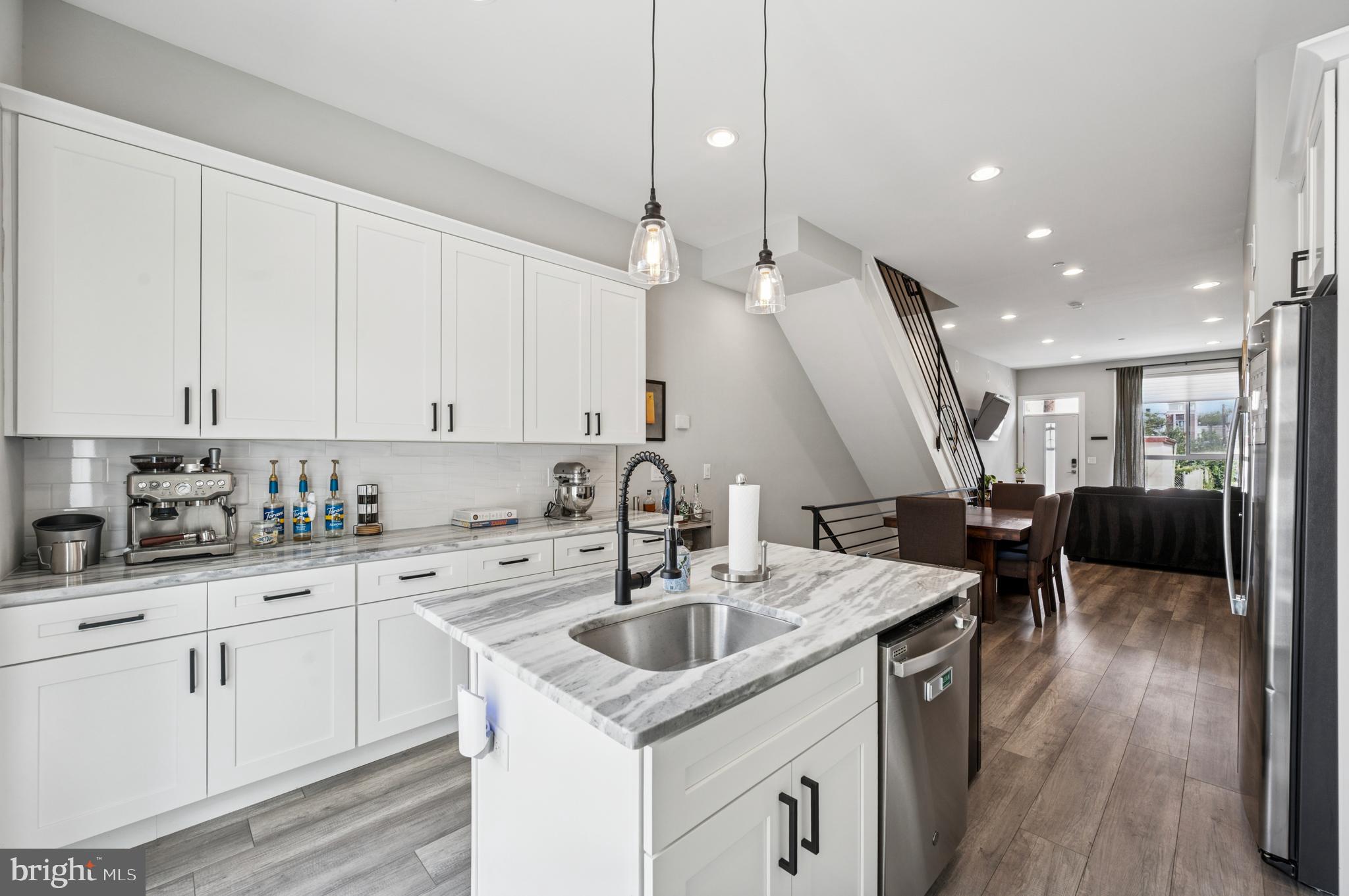 NORRIS SQUARE - Residential