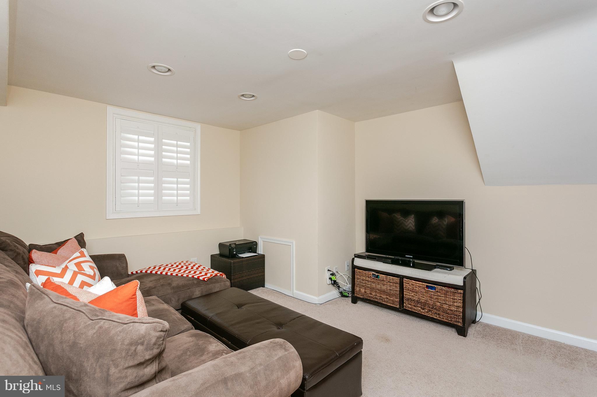 THORNLEIGH - Residential