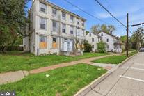 315 E BROADWAY 317
