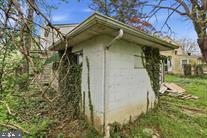 315 E BROADWAY 317