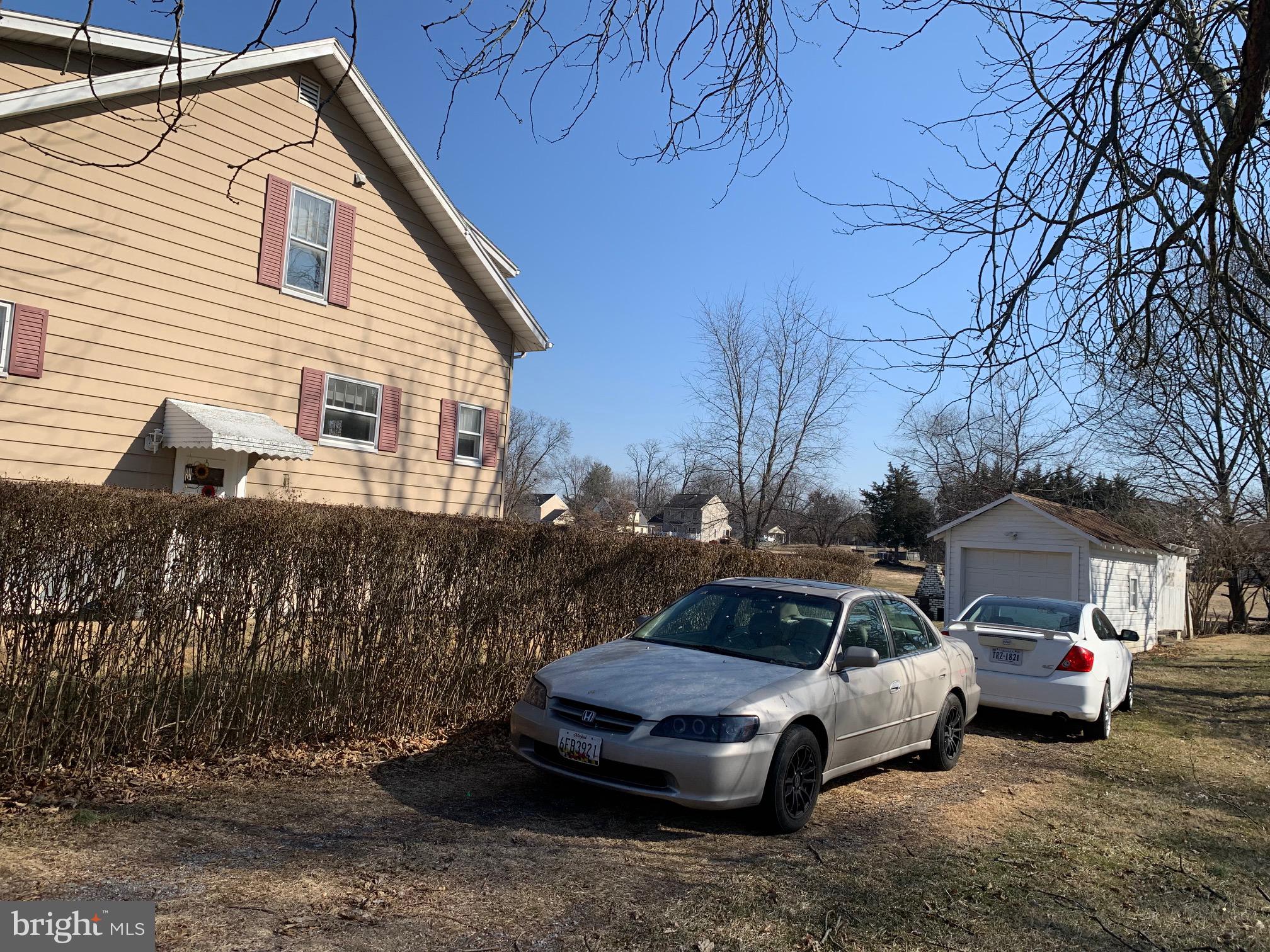 CEDAR LAWN - Residential