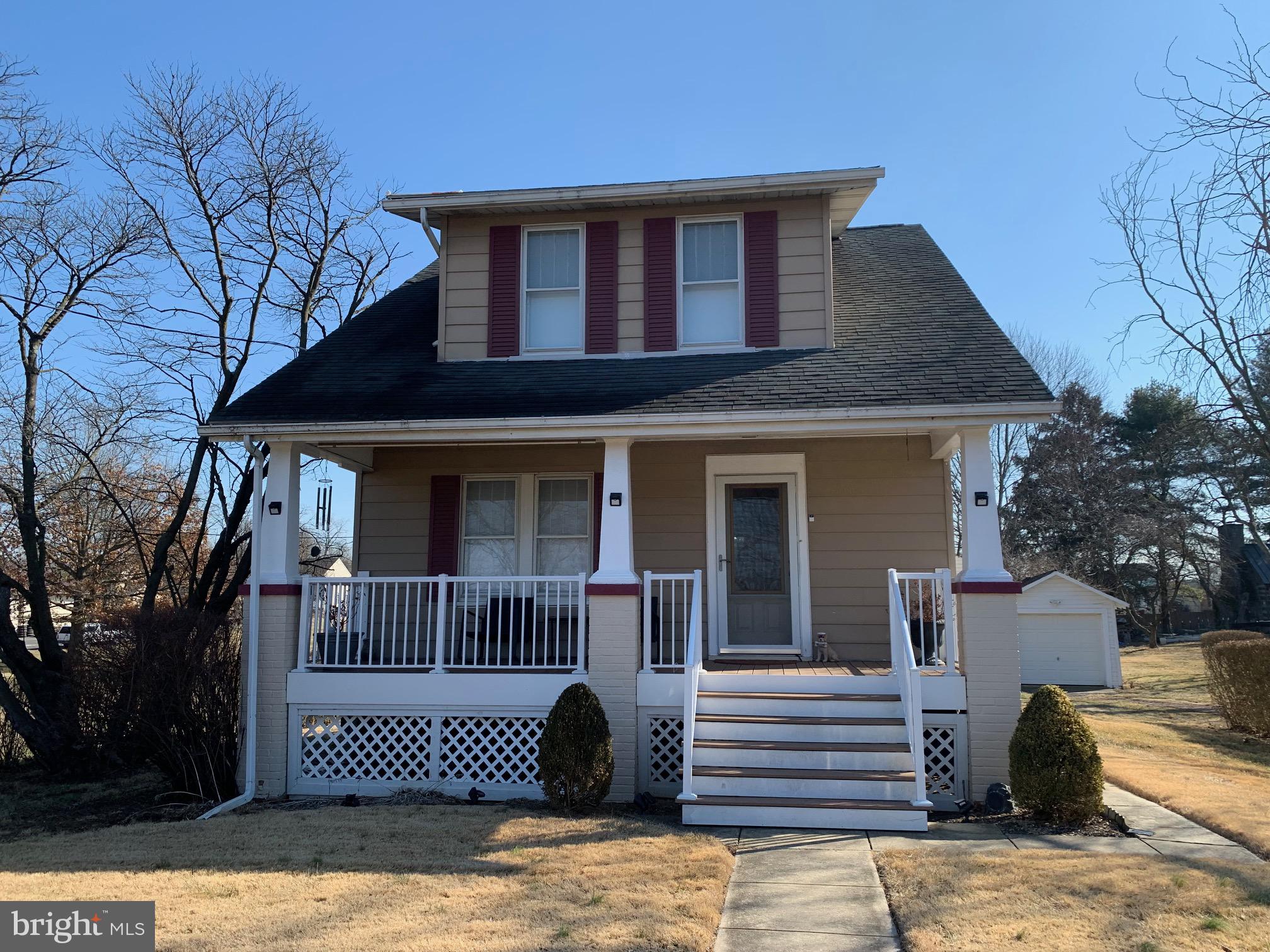 CEDAR LAWN - Residential