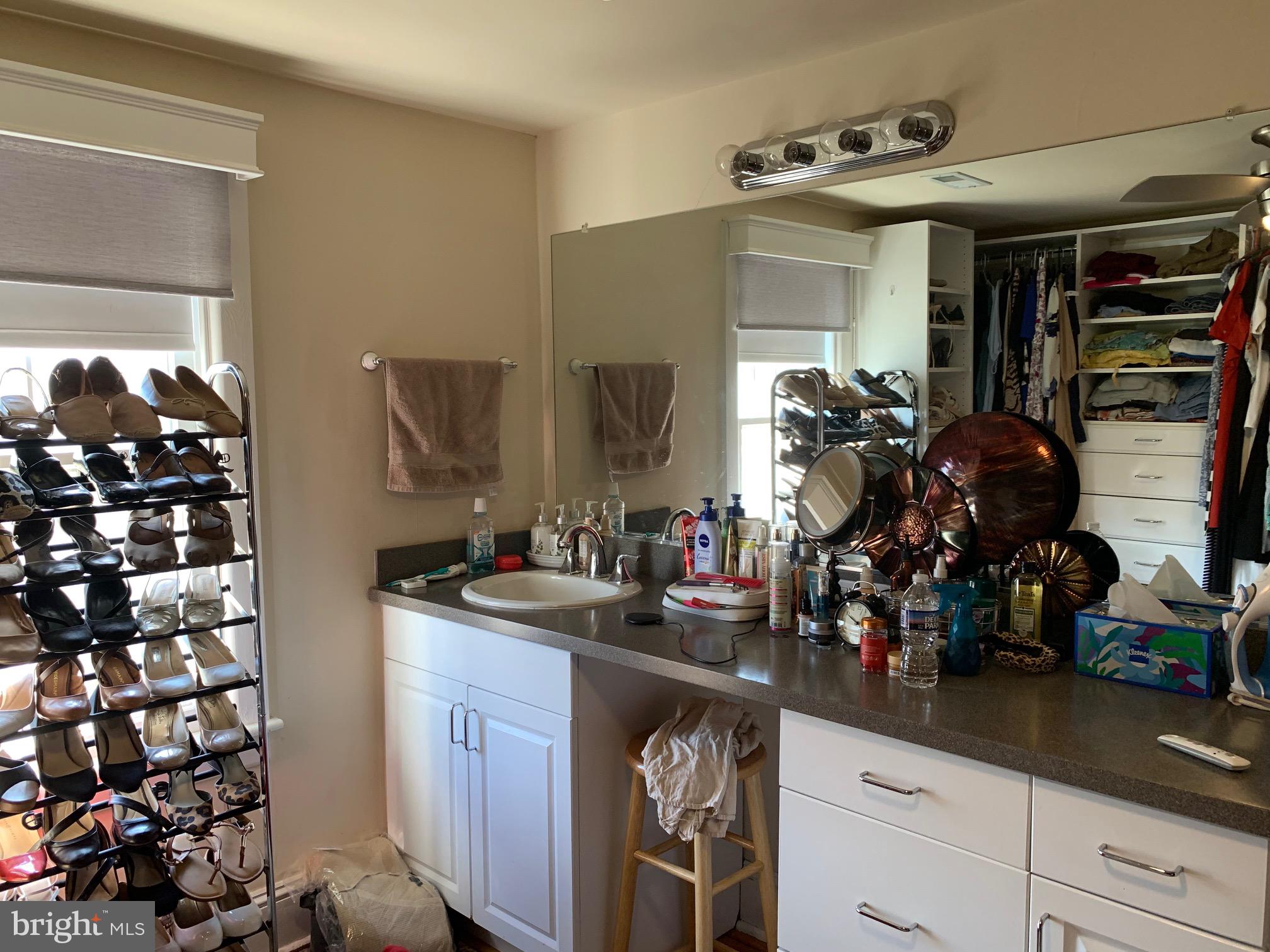 CEDAR LAWN - Residential