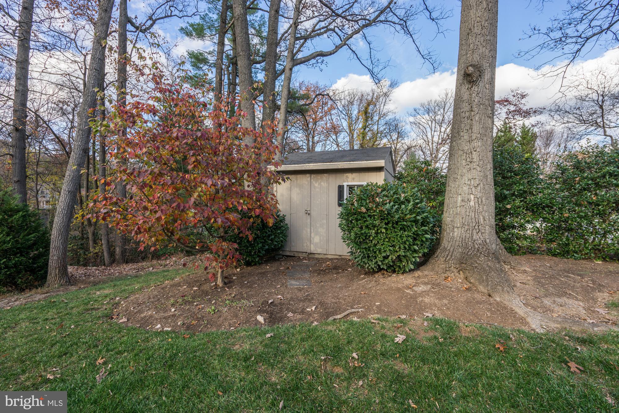 FRANKLIN PARK - Residential Lease