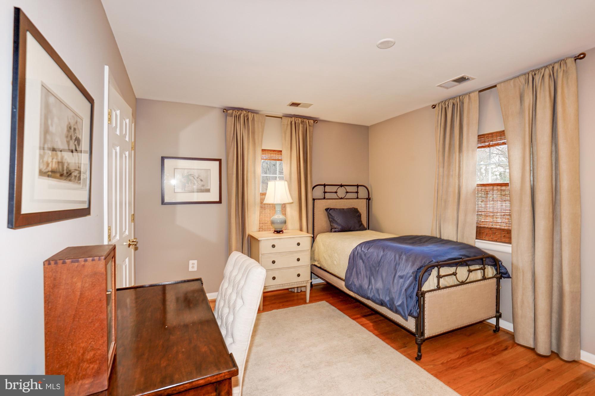 FRANKLIN PARK - Residential Lease