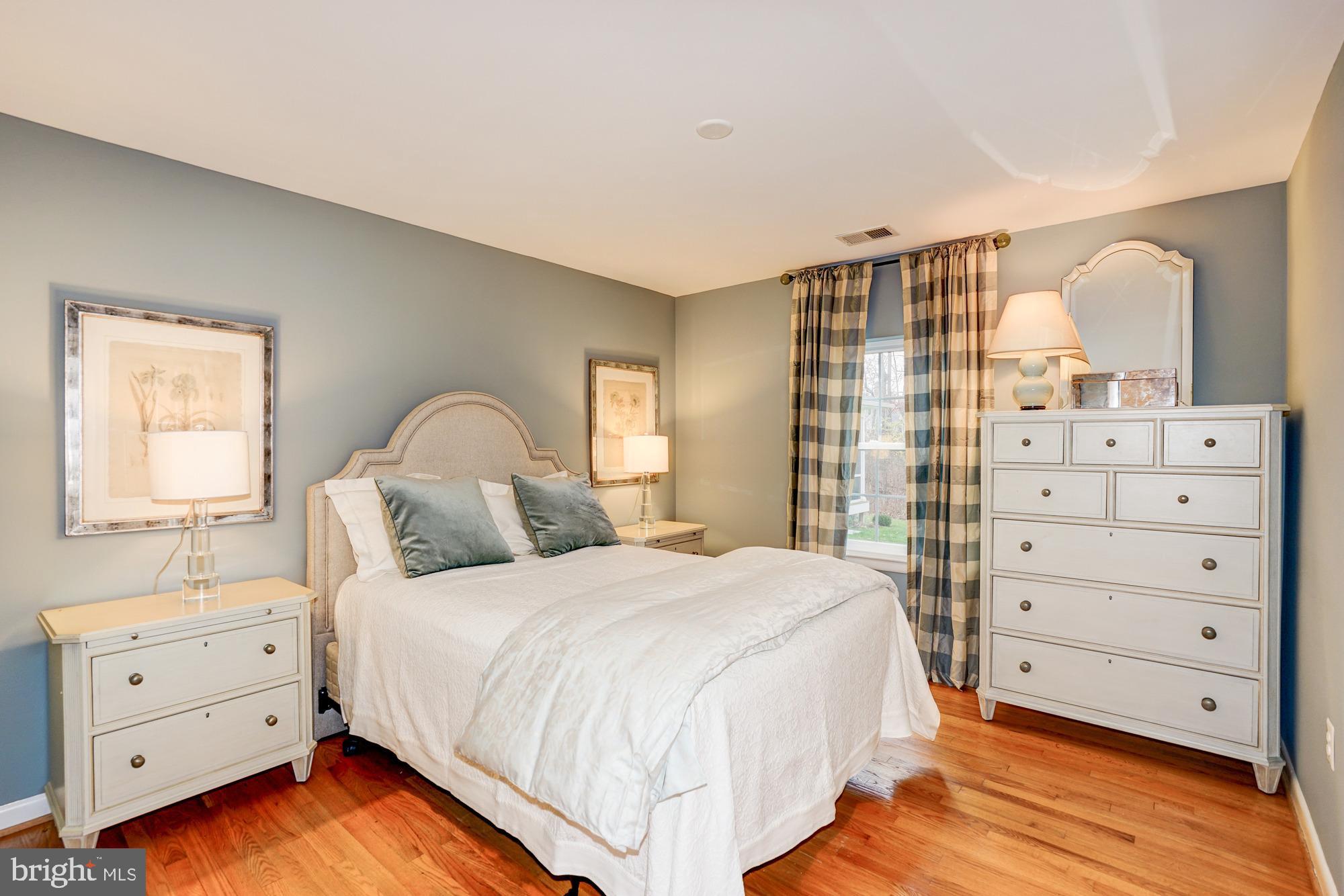 FRANKLIN PARK - Residential Lease