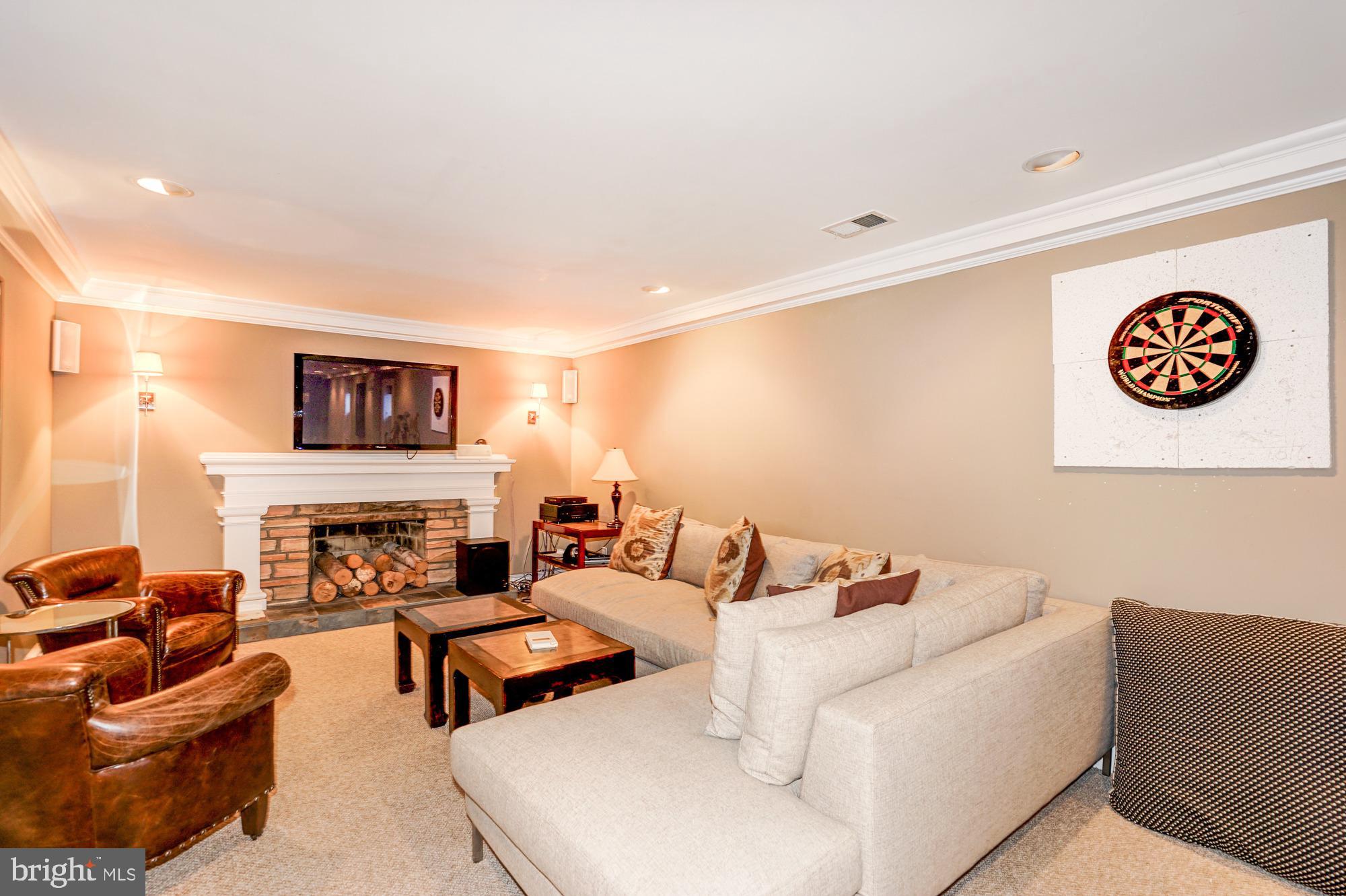 FRANKLIN PARK - Residential Lease