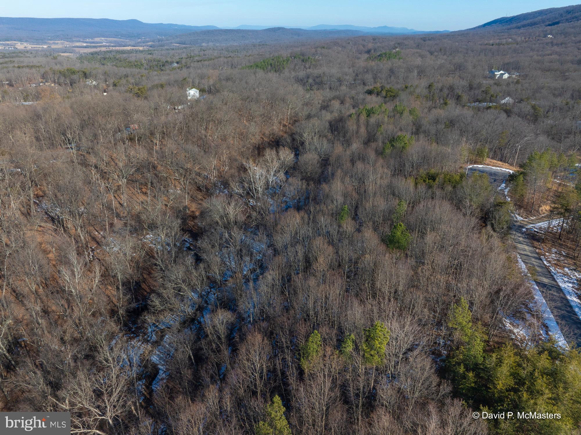 ROUND TOP ESTATES - Land