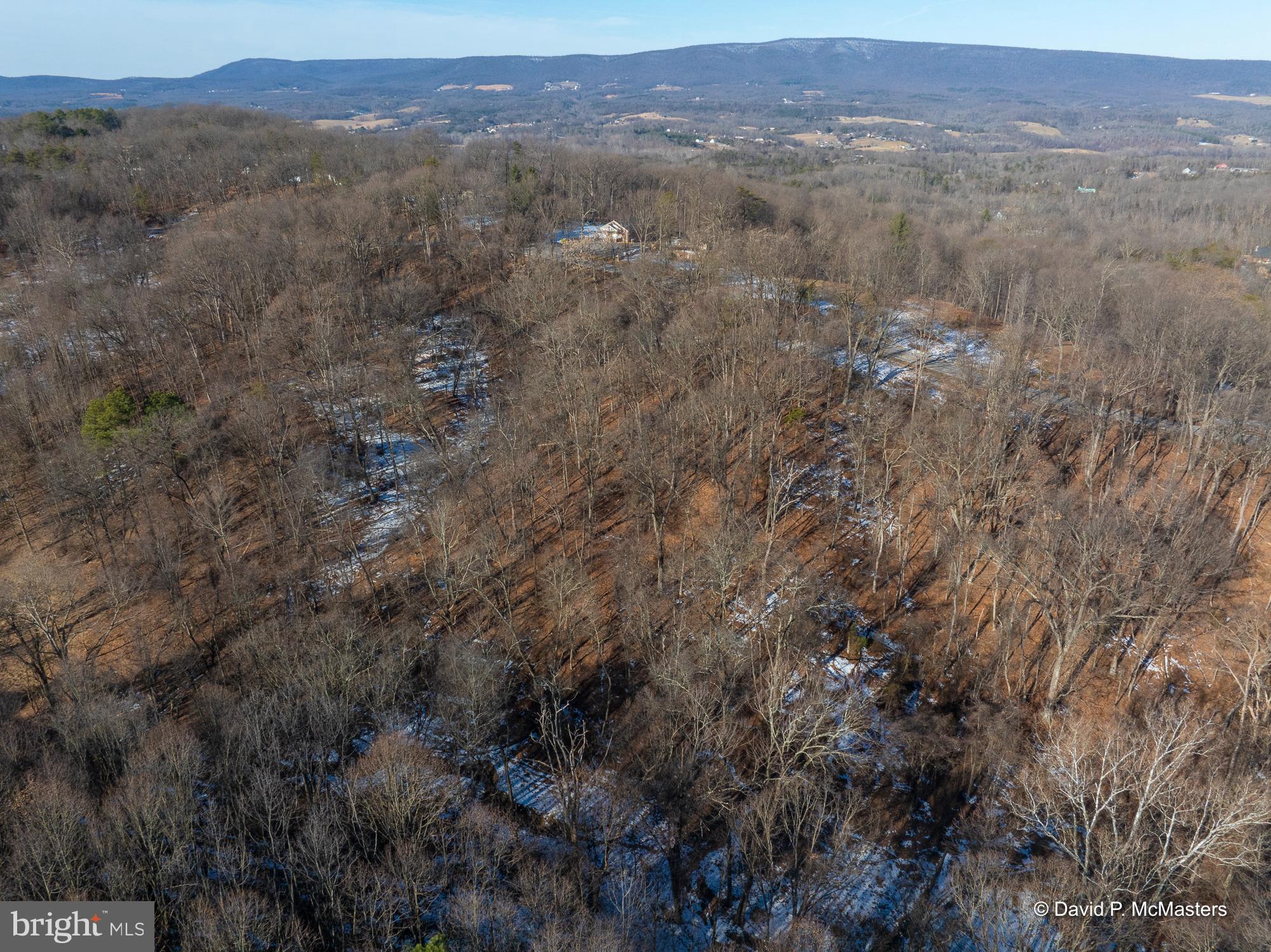 ROUND TOP ESTATES - Land