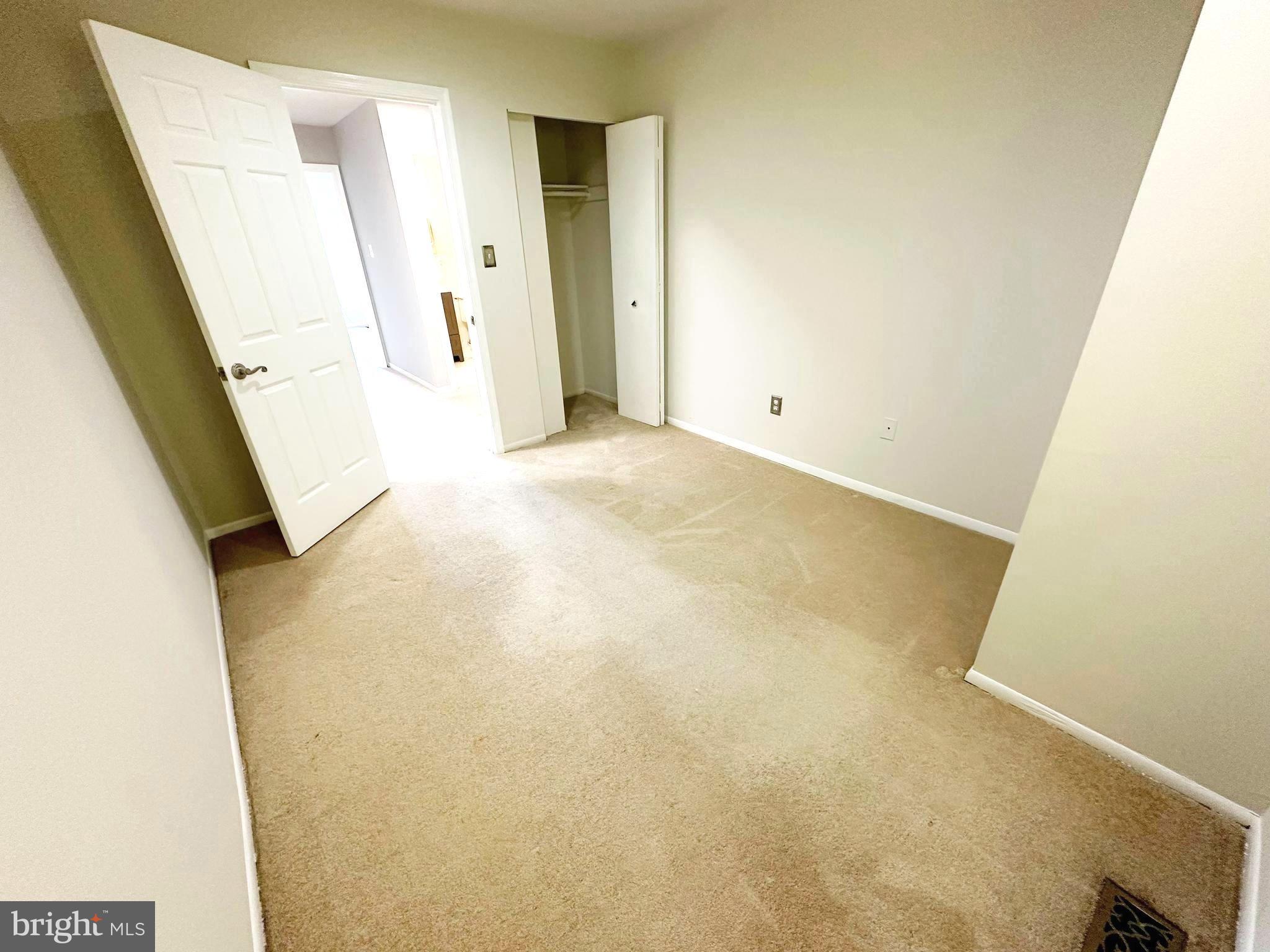 CROFTON VILLAGE - Residential