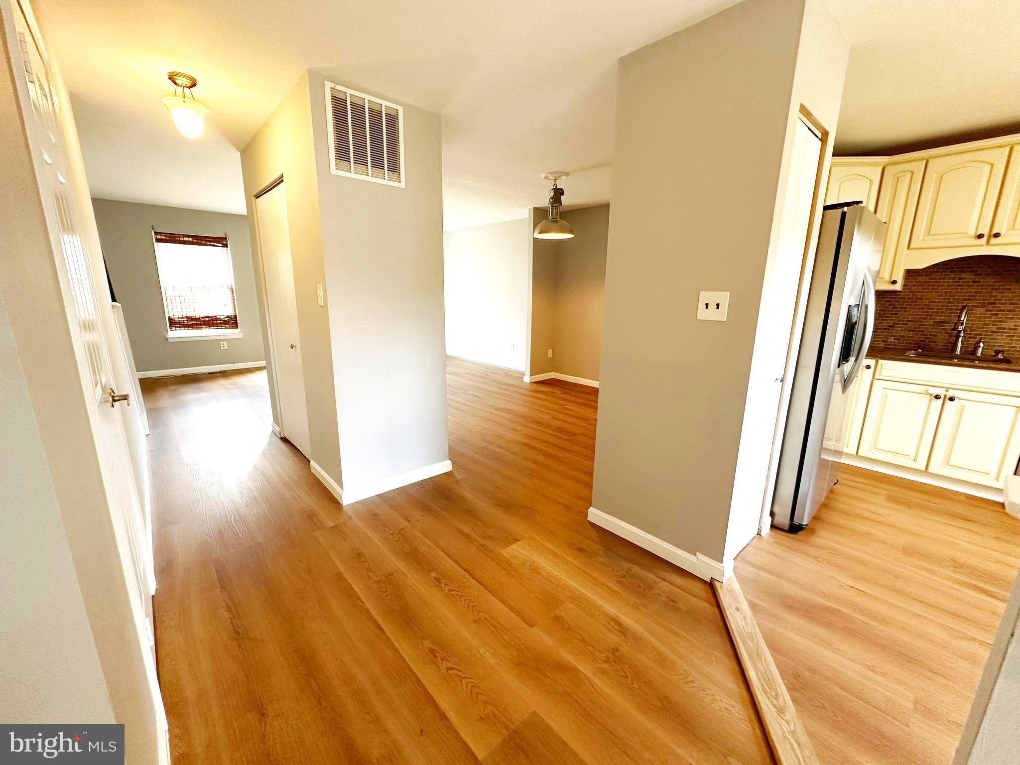 CROFTON VILLAGE - Residential