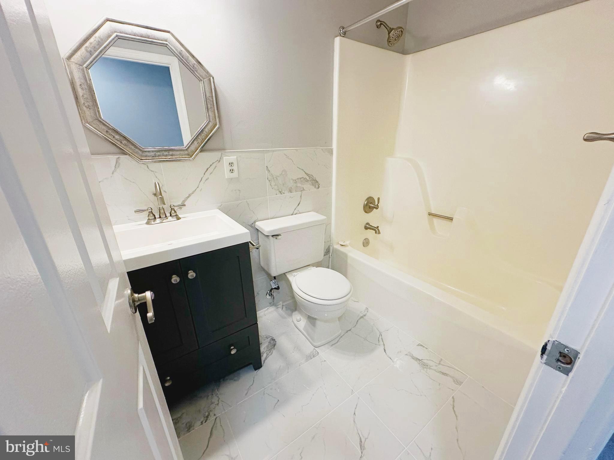 CROFTON VILLAGE - Residential