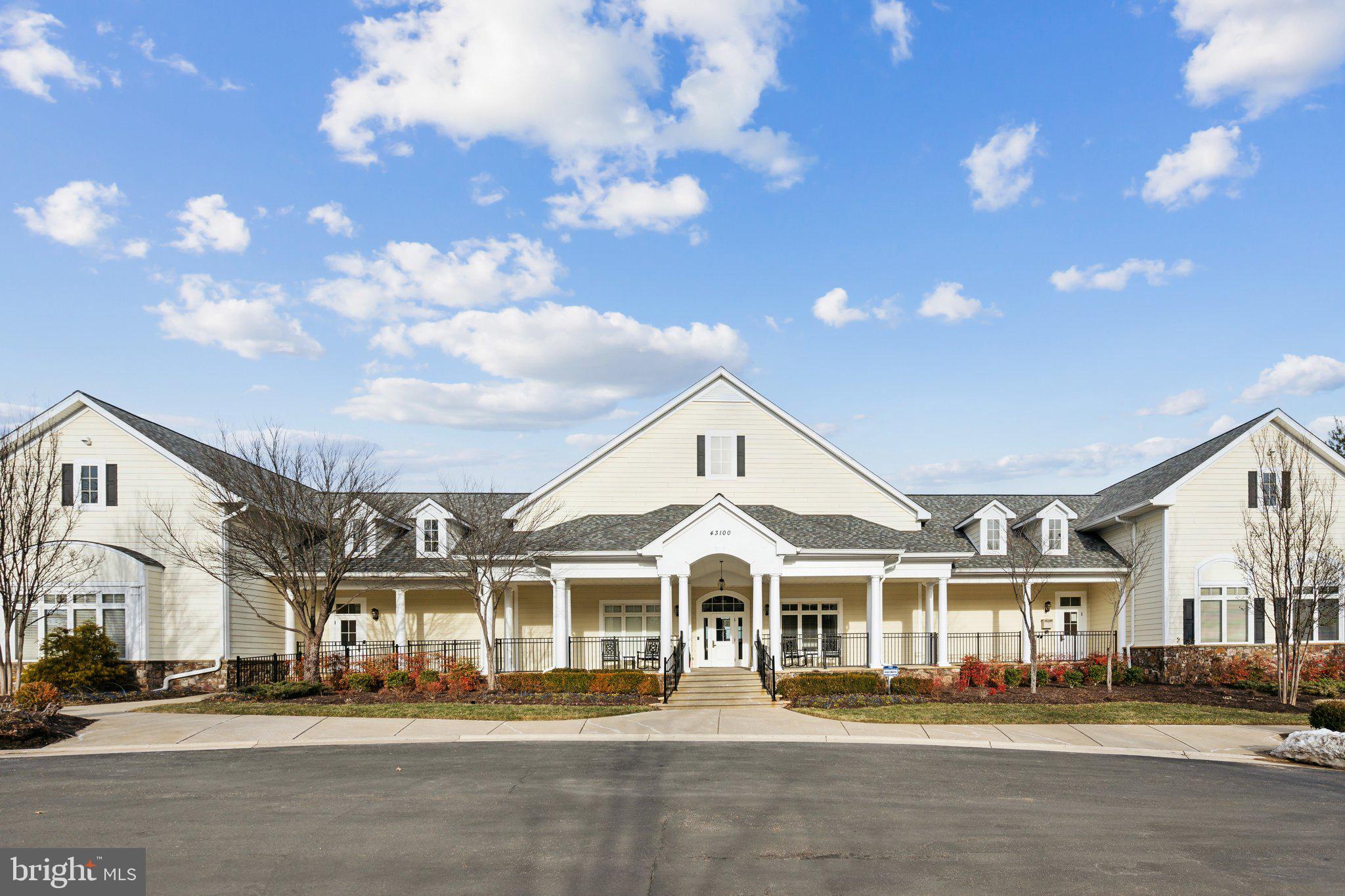 RIDGES AT LOUDOUN VALLEY - Residential Lease