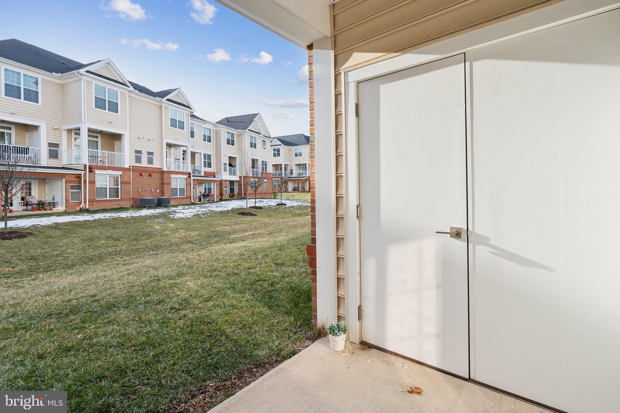 RIDGES AT LOUDOUN VALLEY - Residential Lease