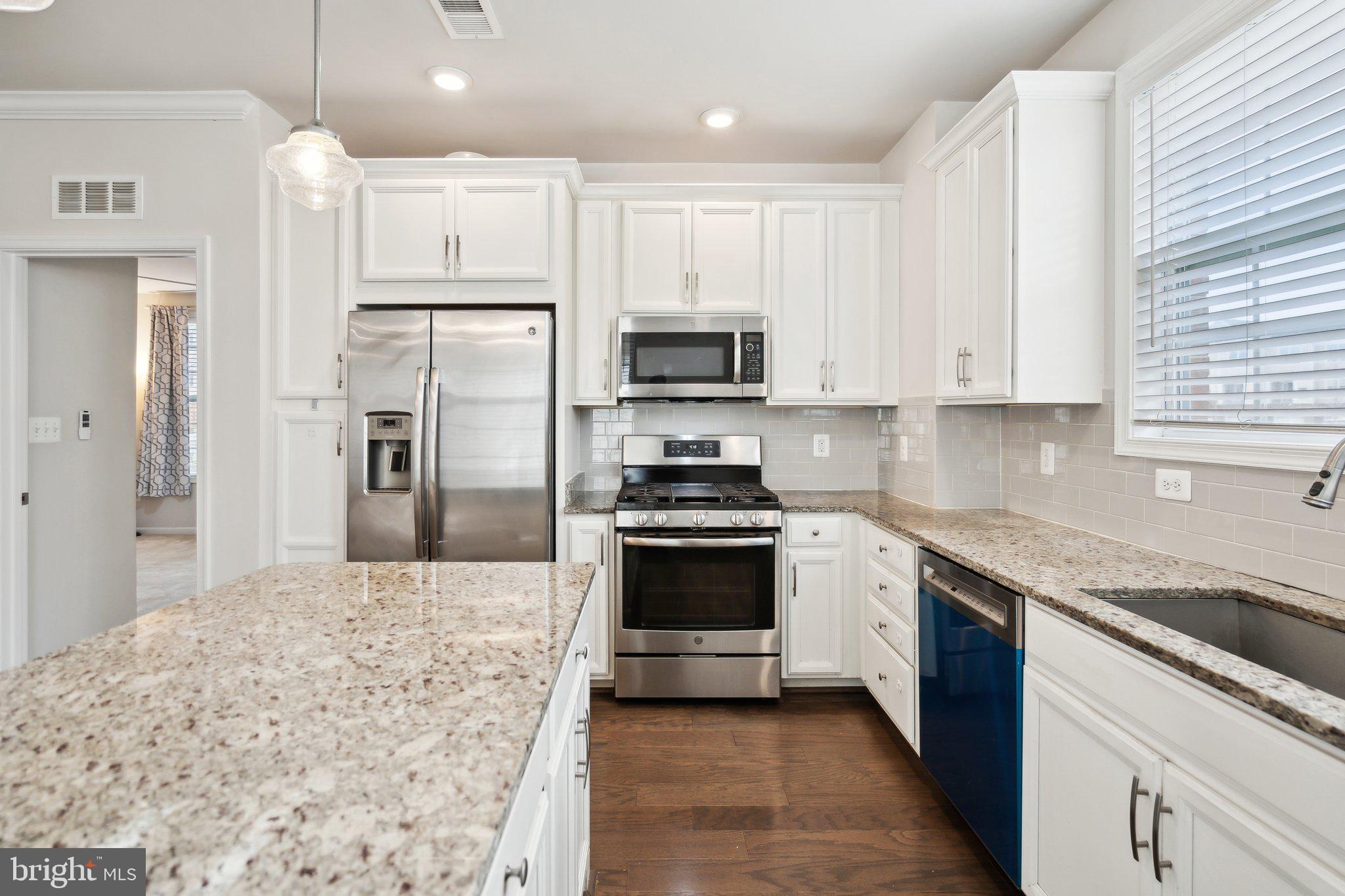 RIDGES AT LOUDOUN VALLEY - Residential Lease