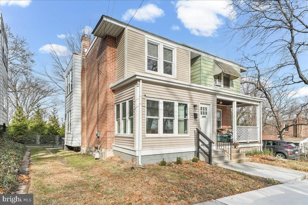 Photo of 1024 E 18th Street, CHESTER, PA 19013 (MLS # PADE2104406)