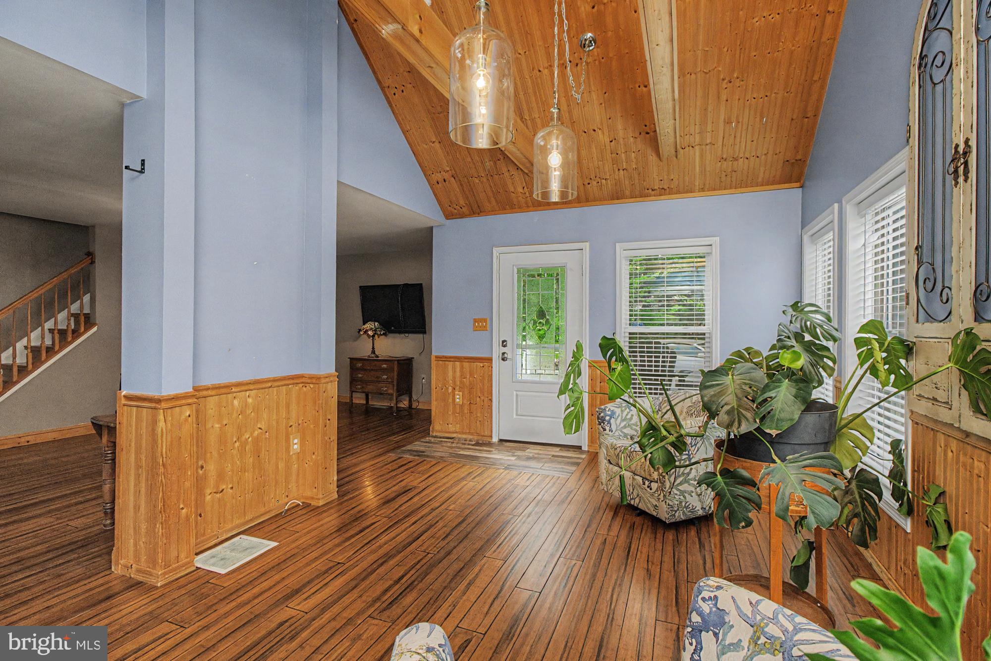 FREELAND - Residential