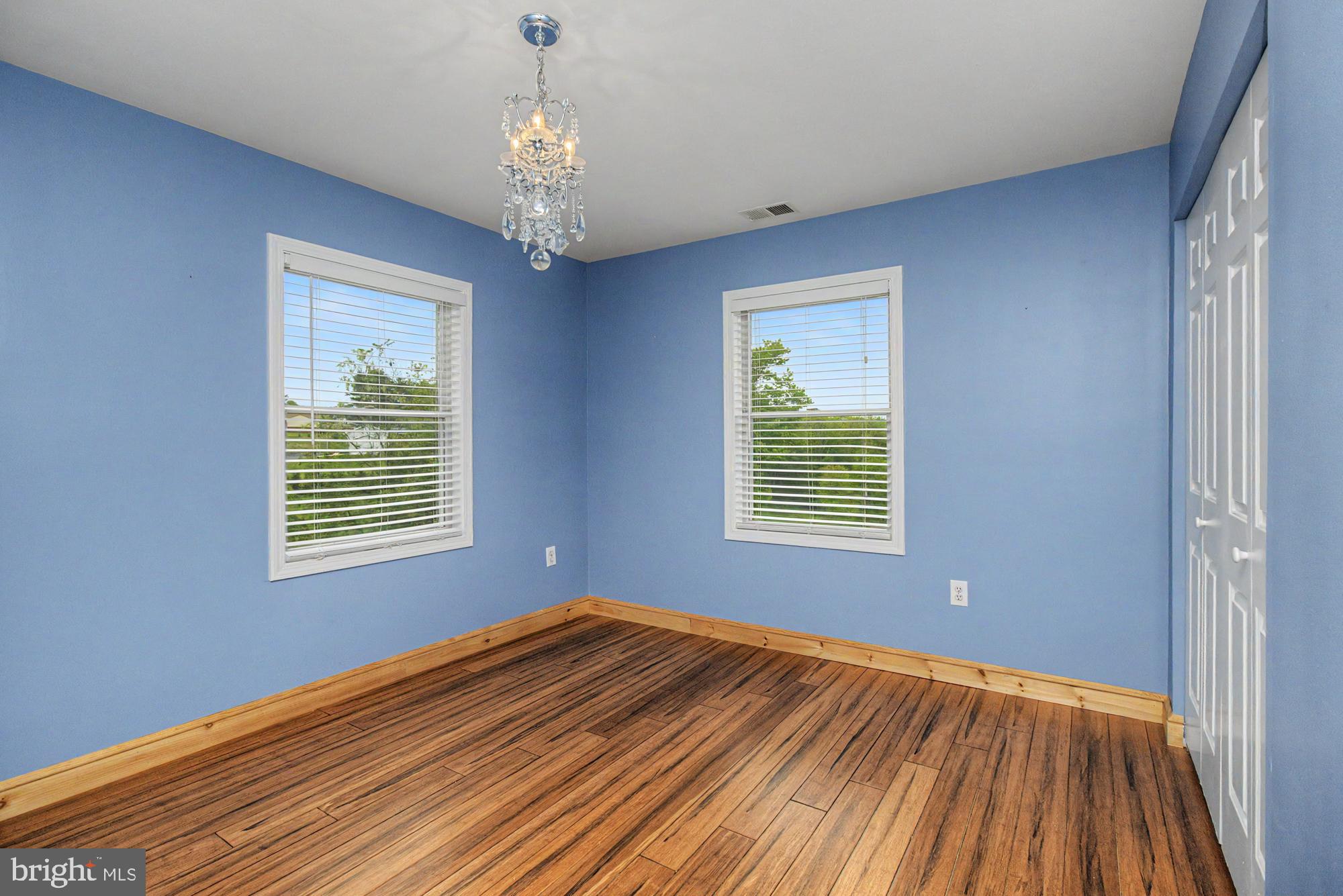 FREELAND - Residential