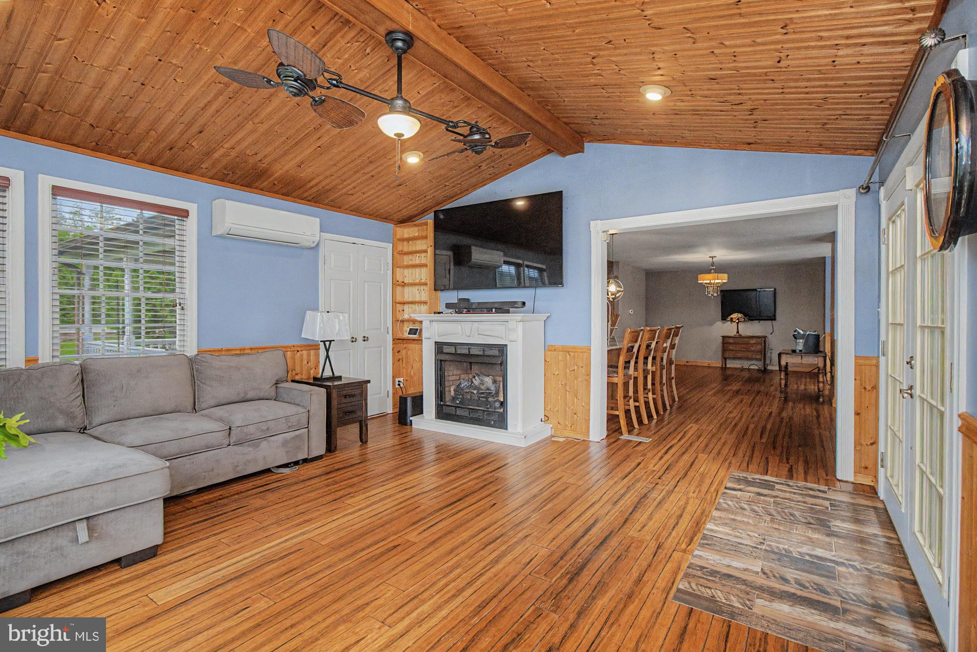 FREELAND - Residential
