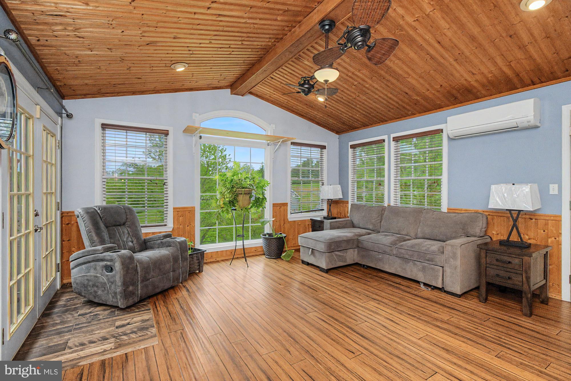 FREELAND - Residential