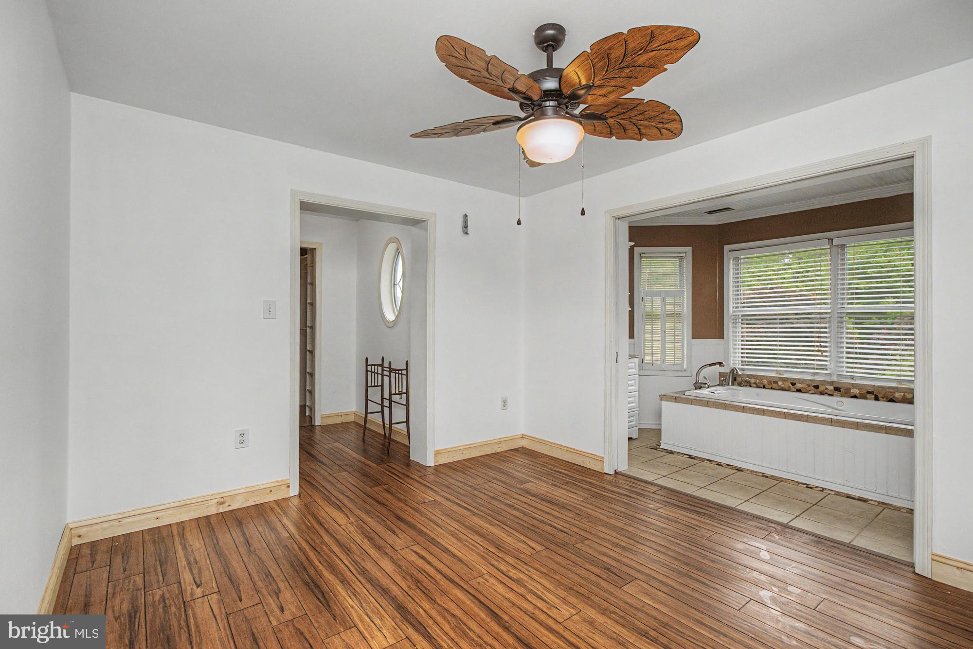 FREELAND - Residential