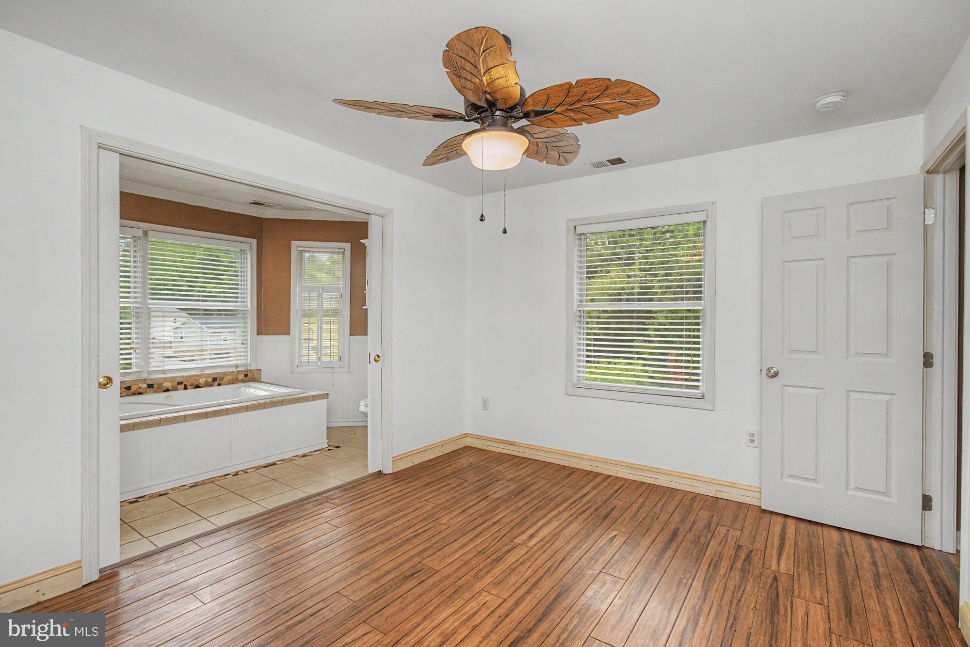 FREELAND - Residential