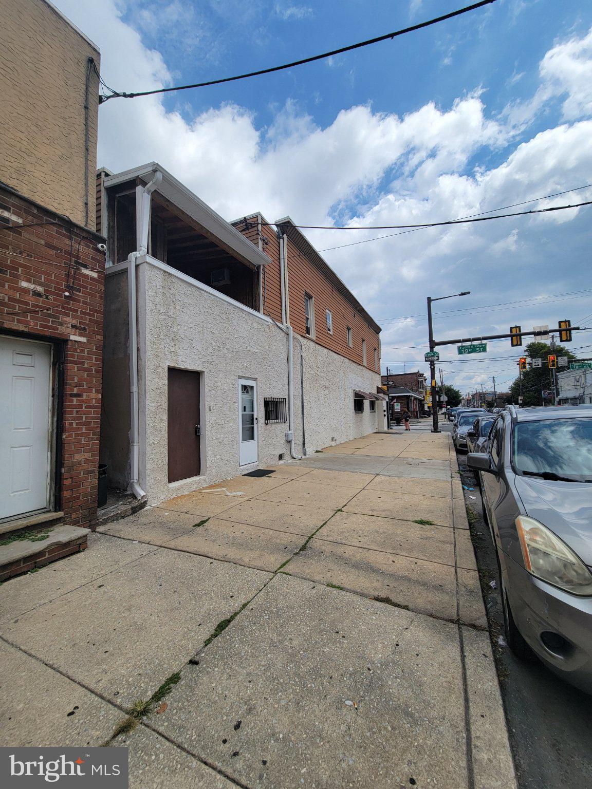 2048 S 19TH STREET