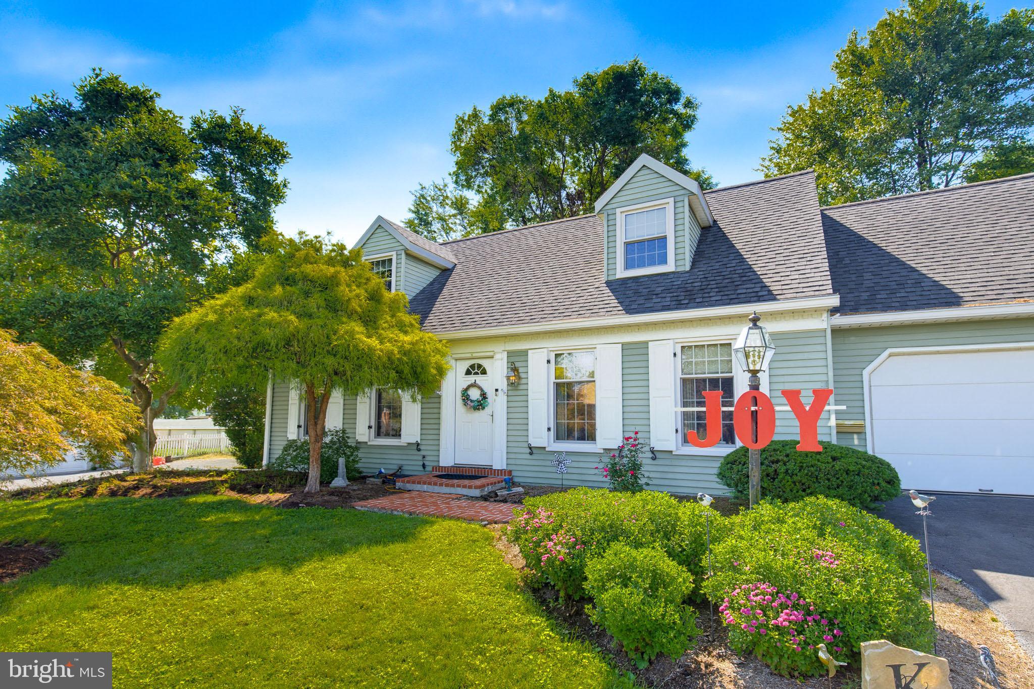 270 HIGHVIEW DRIVE