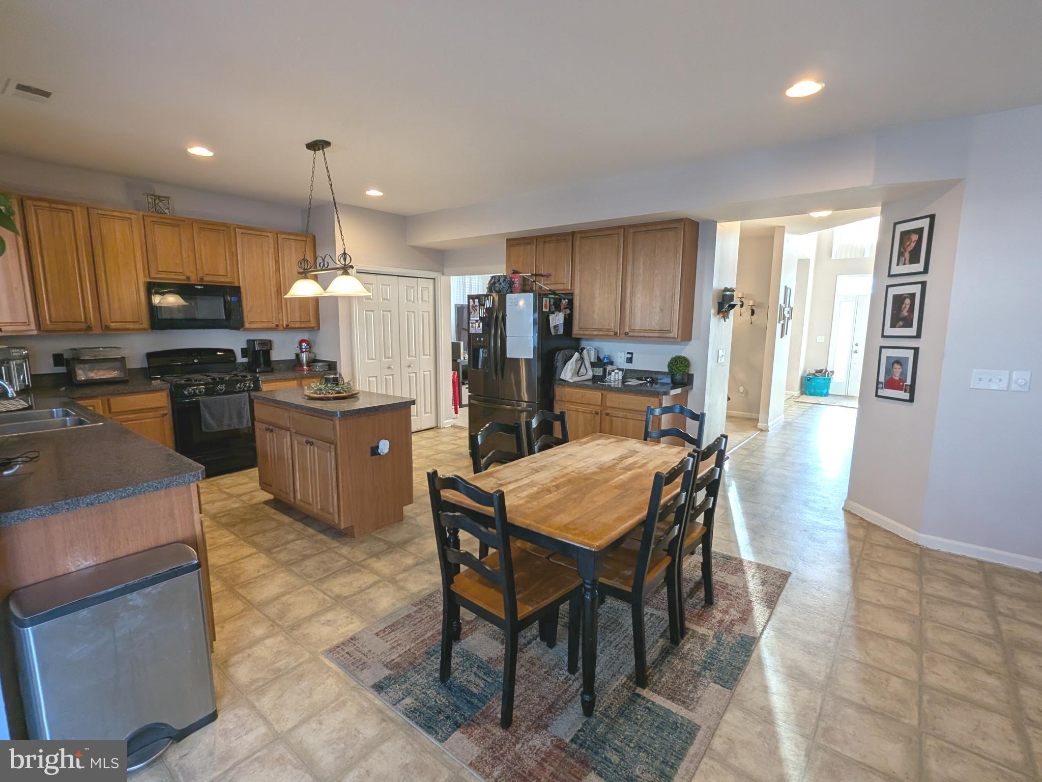 1104 CANVASBACK LANE