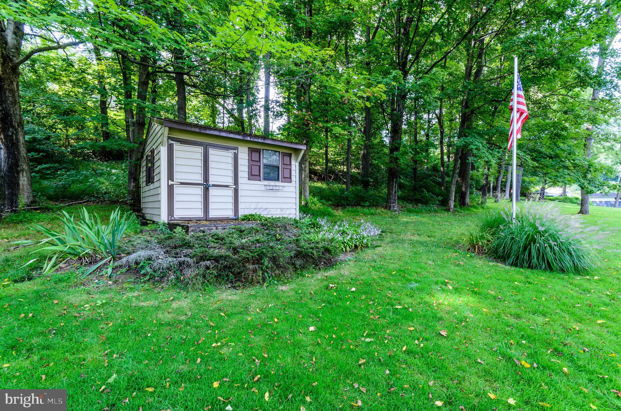 ARLINGTON PARK - Residential