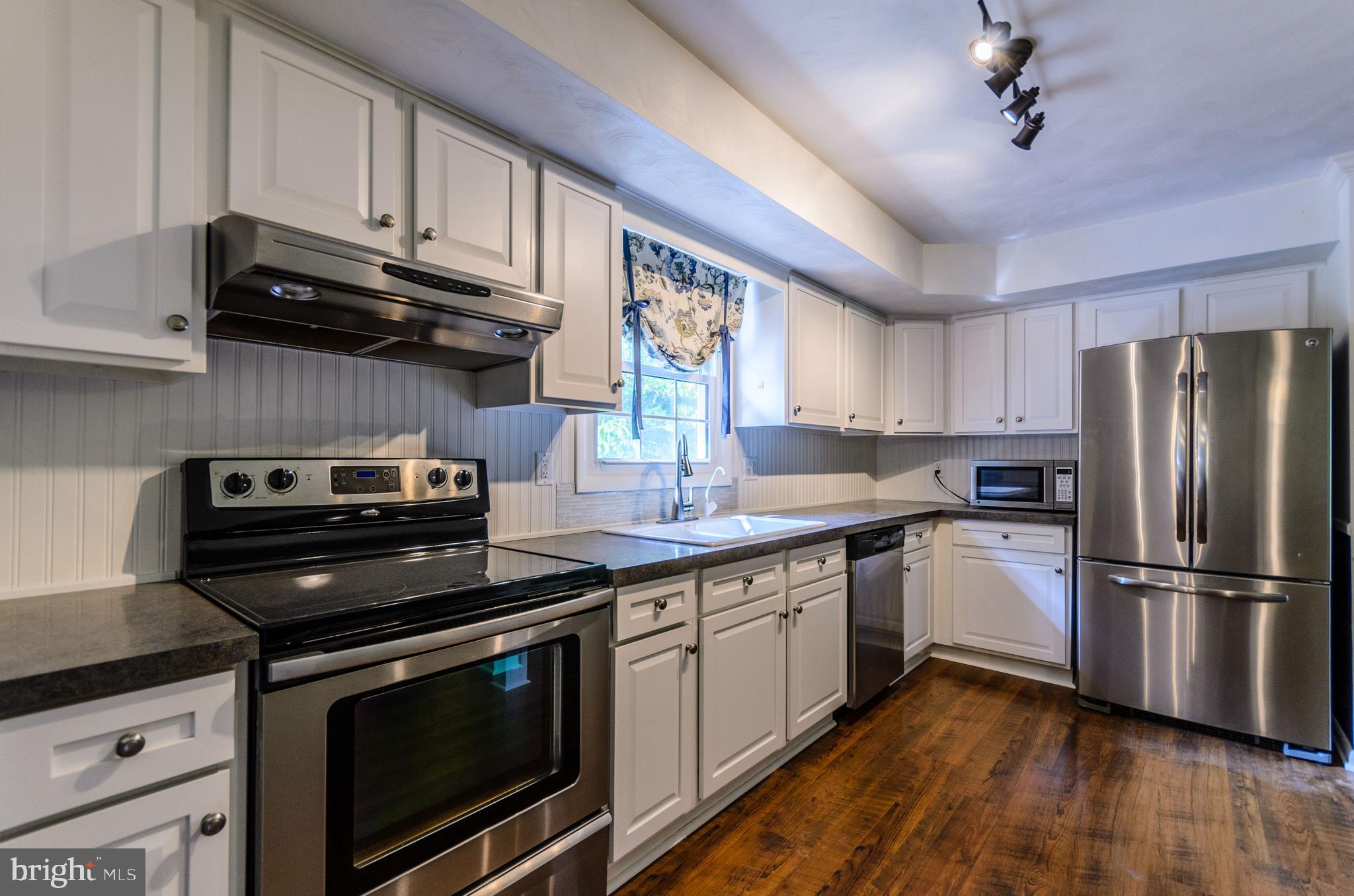 ARLINGTON PARK - Residential