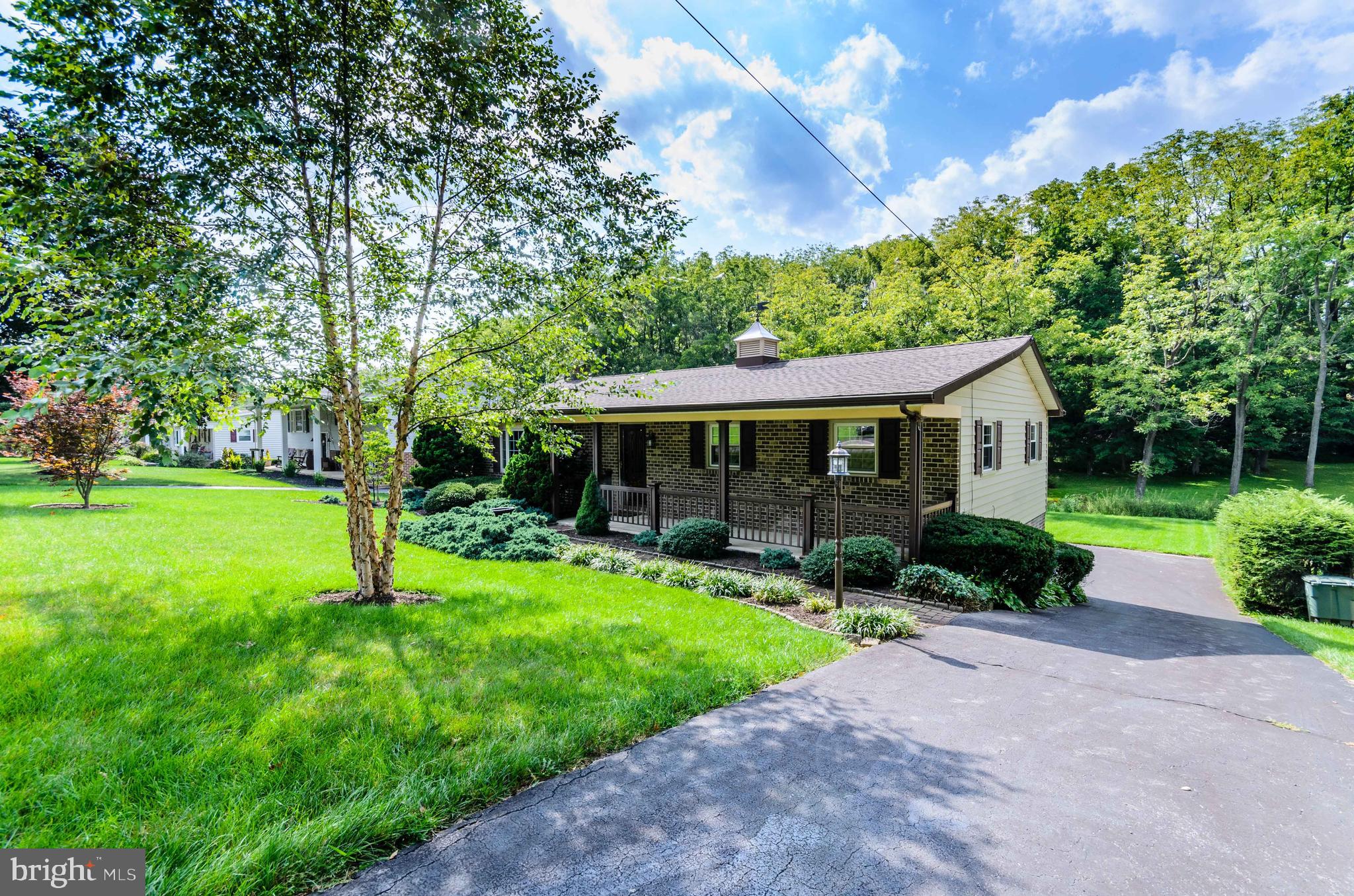 ARLINGTON PARK - Residential