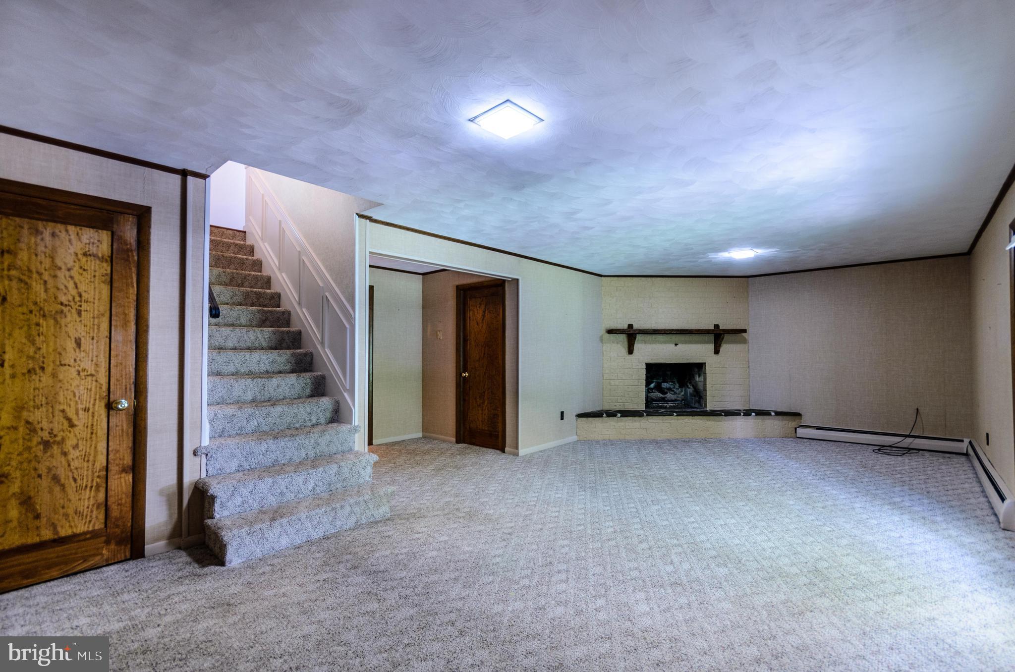ARLINGTON PARK - Residential
