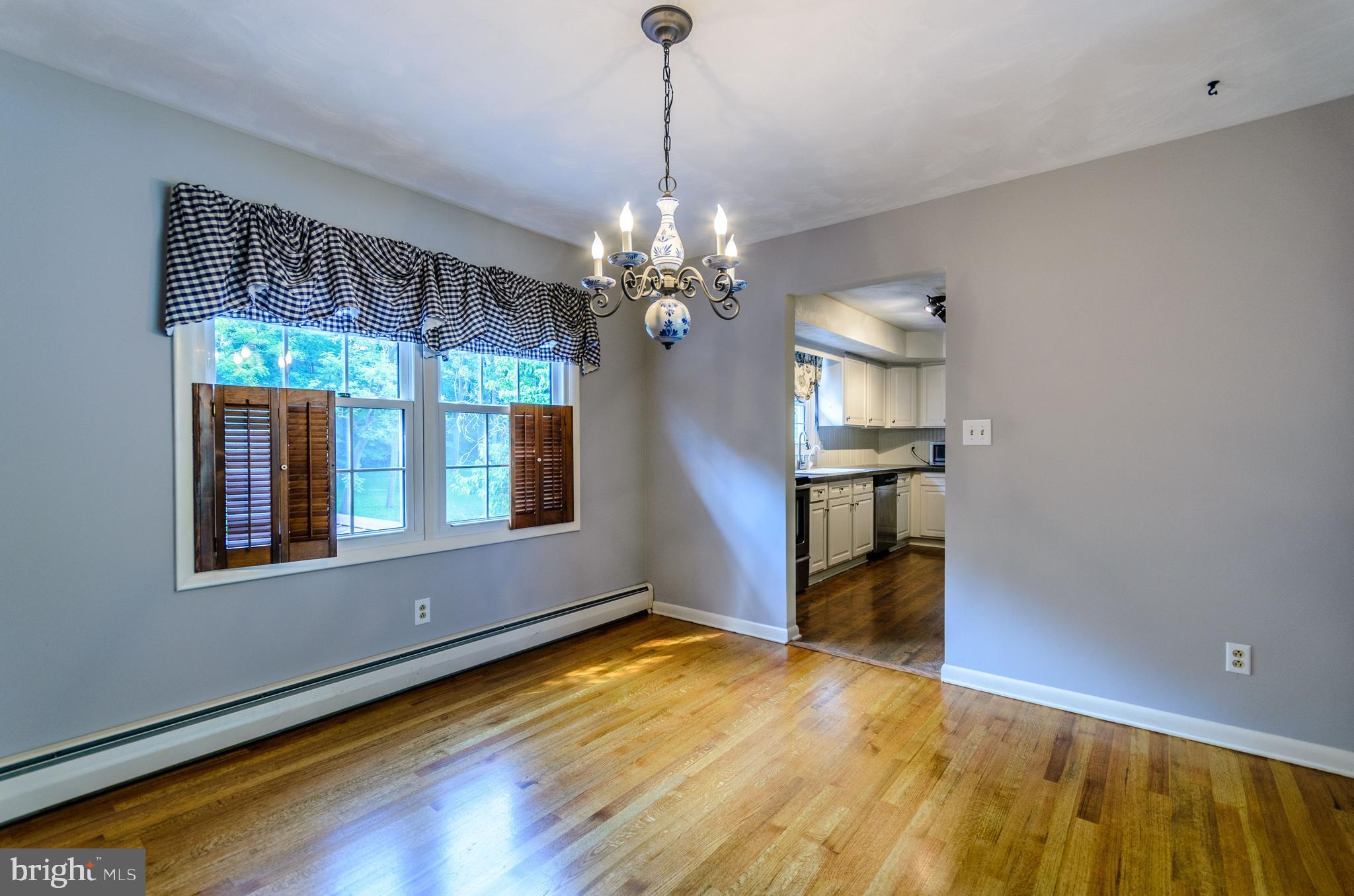 ARLINGTON PARK - Residential