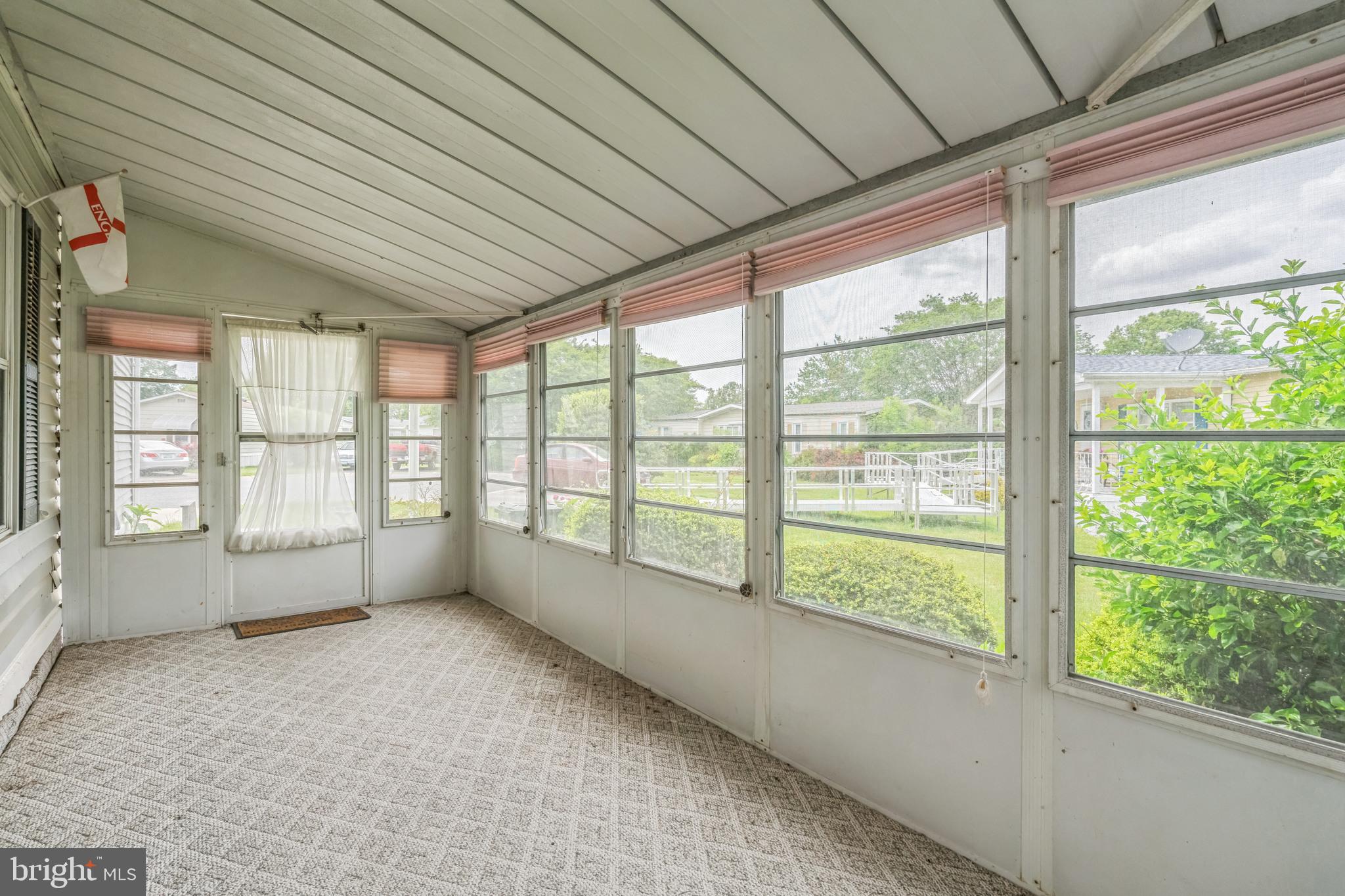 HYDE PARK - Residential