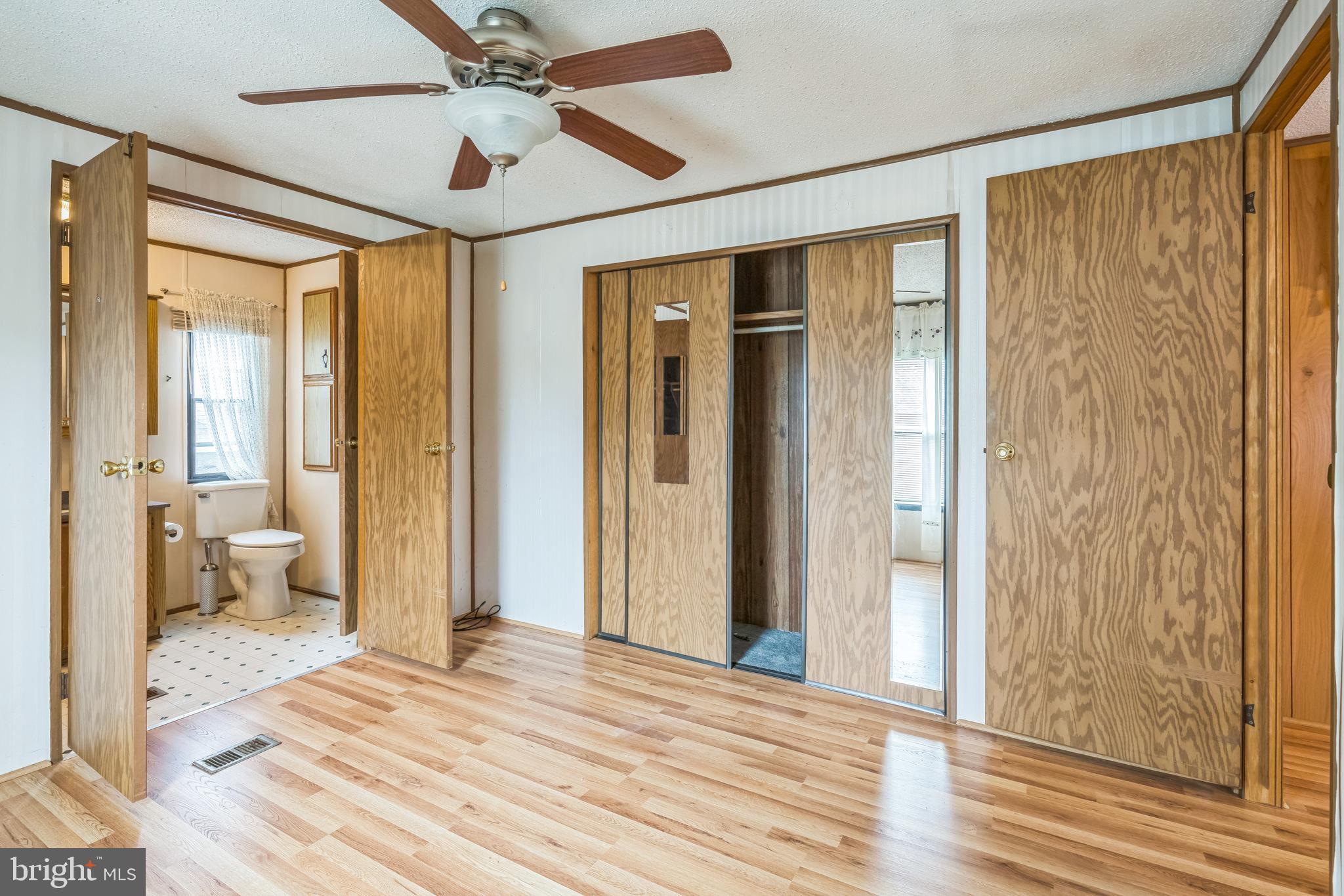 HYDE PARK - Residential