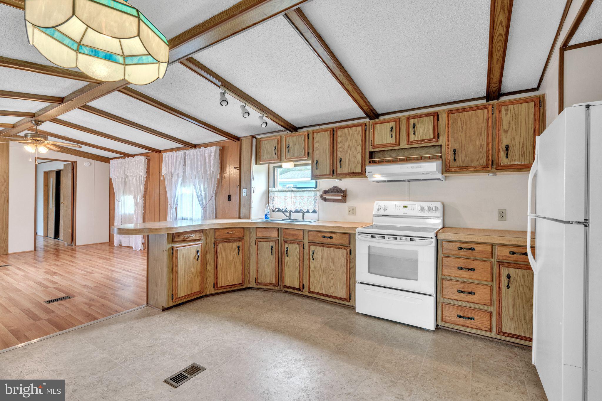 HYDE PARK - Residential