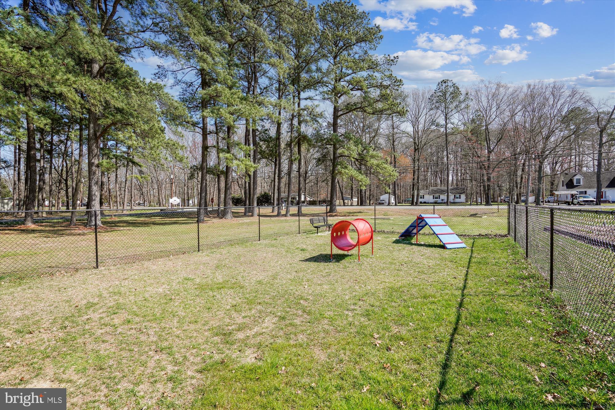 HYDE PARK - Residential