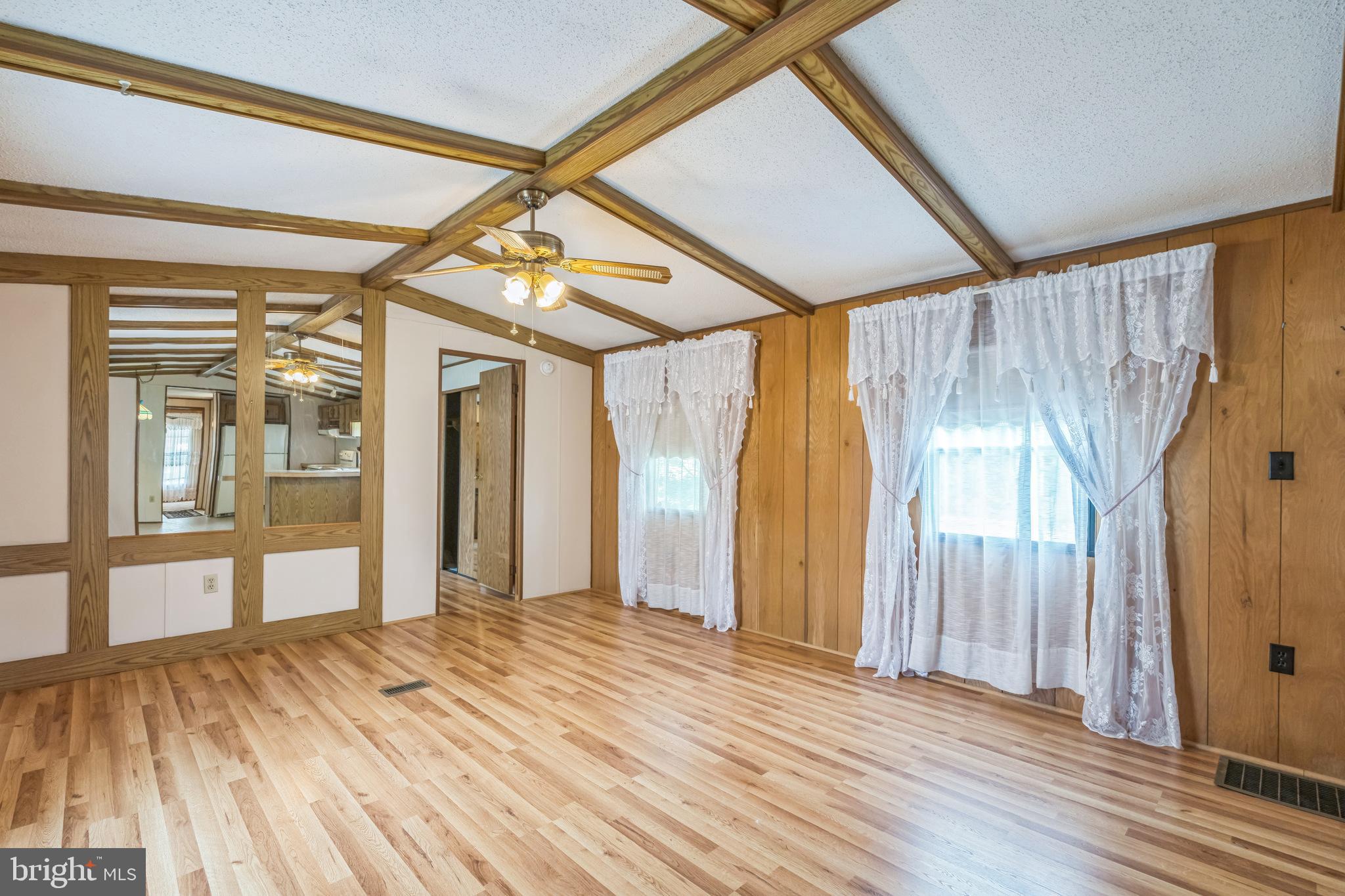 HYDE PARK - Residential