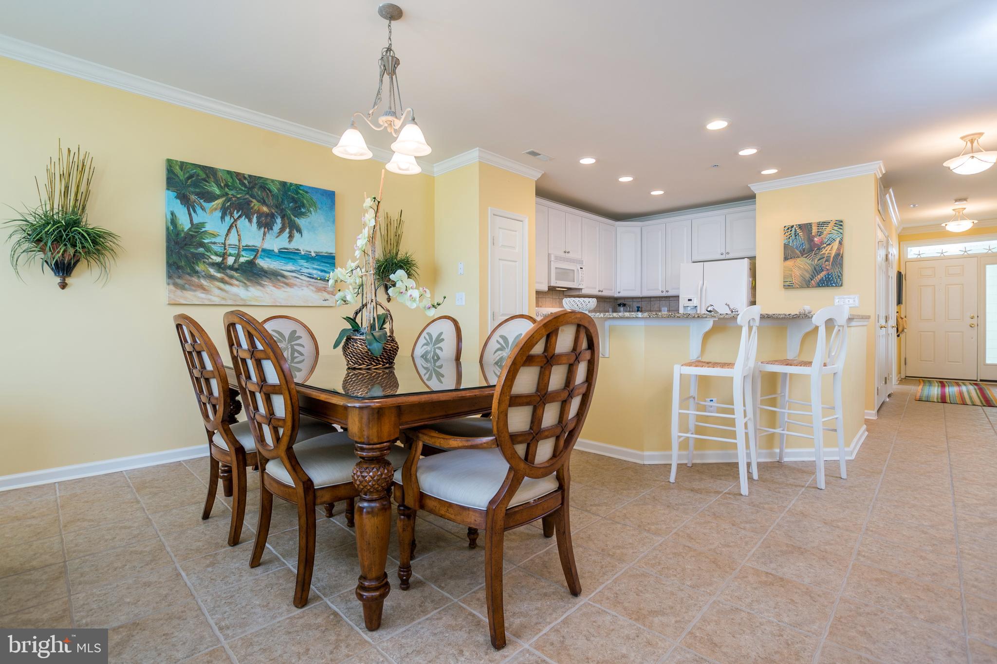 SUNSET ISLAND - Residential