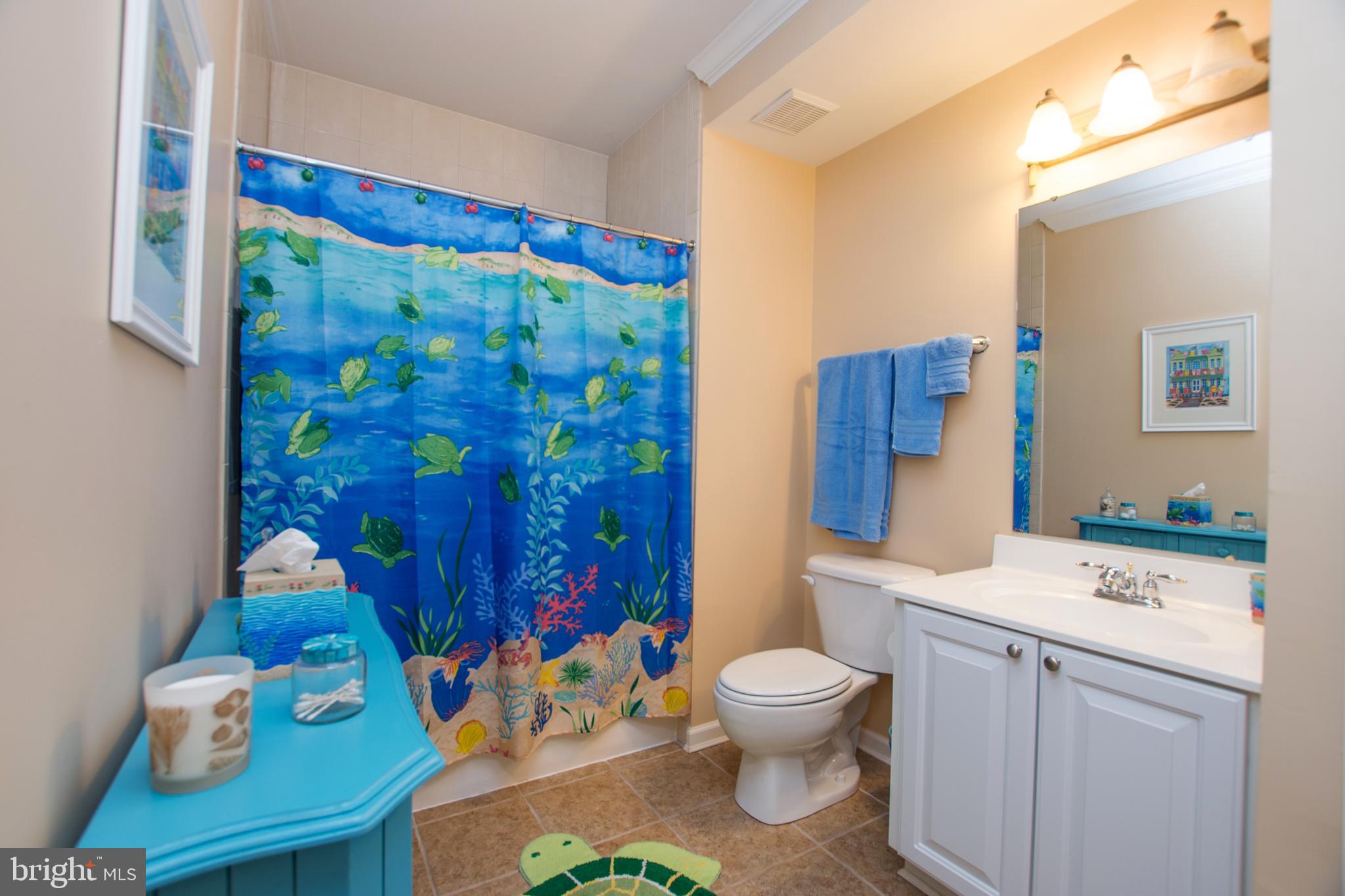 SUNSET ISLAND - Residential